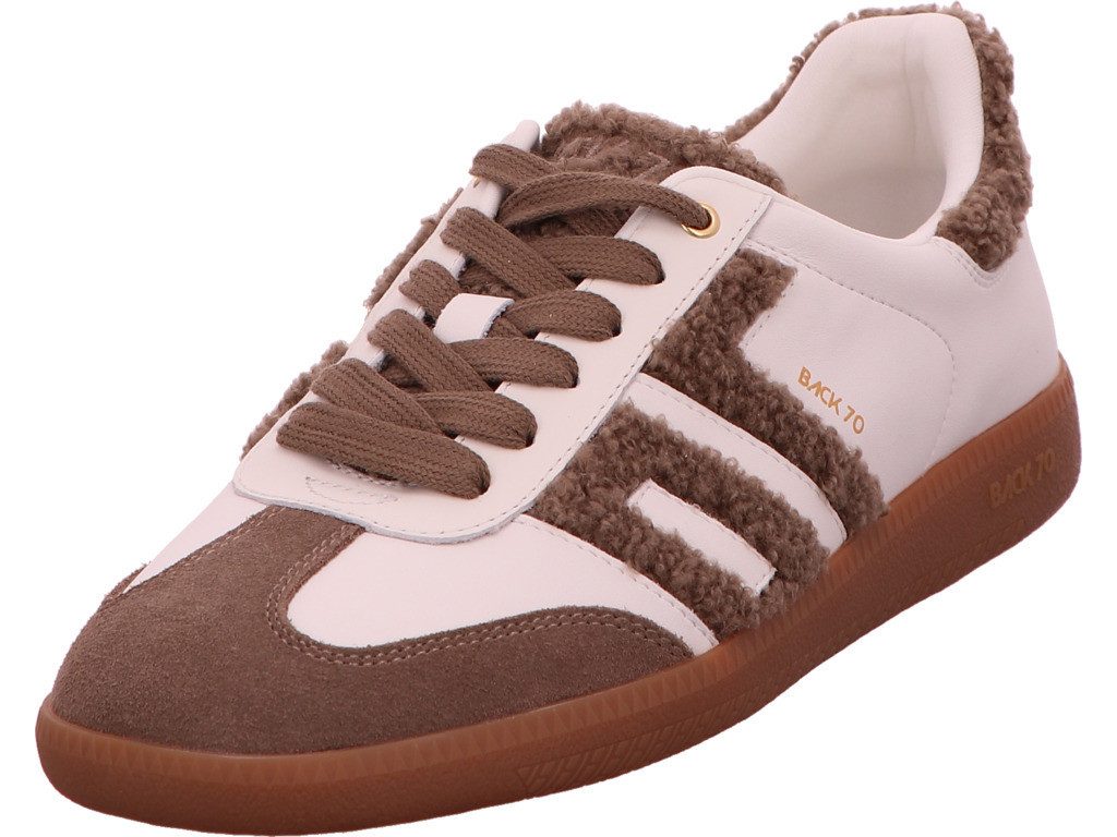 Back 70 Sneaker