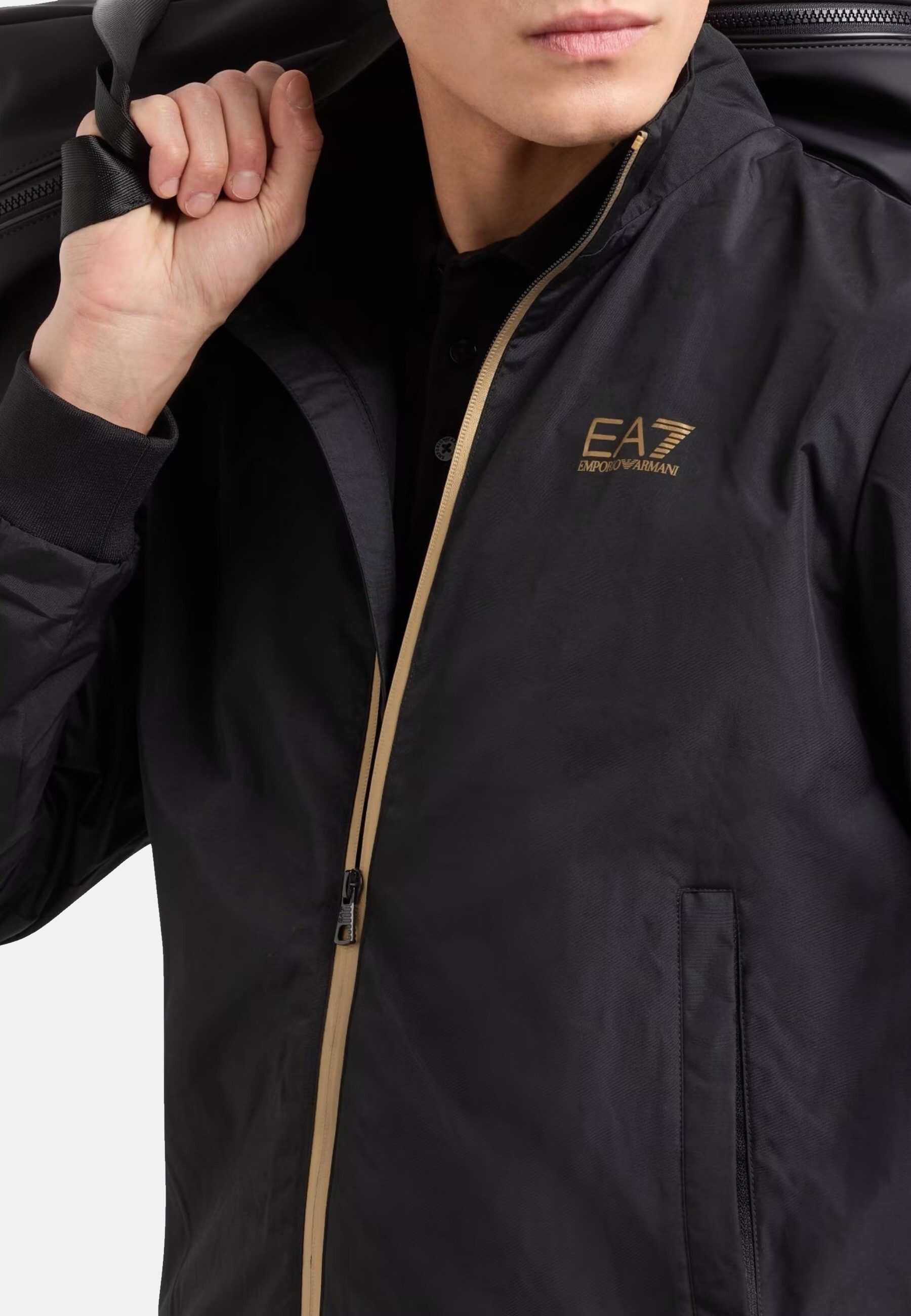 Emporio Armani Blouson Jacke Core Identity Blouson (1-St) Keine