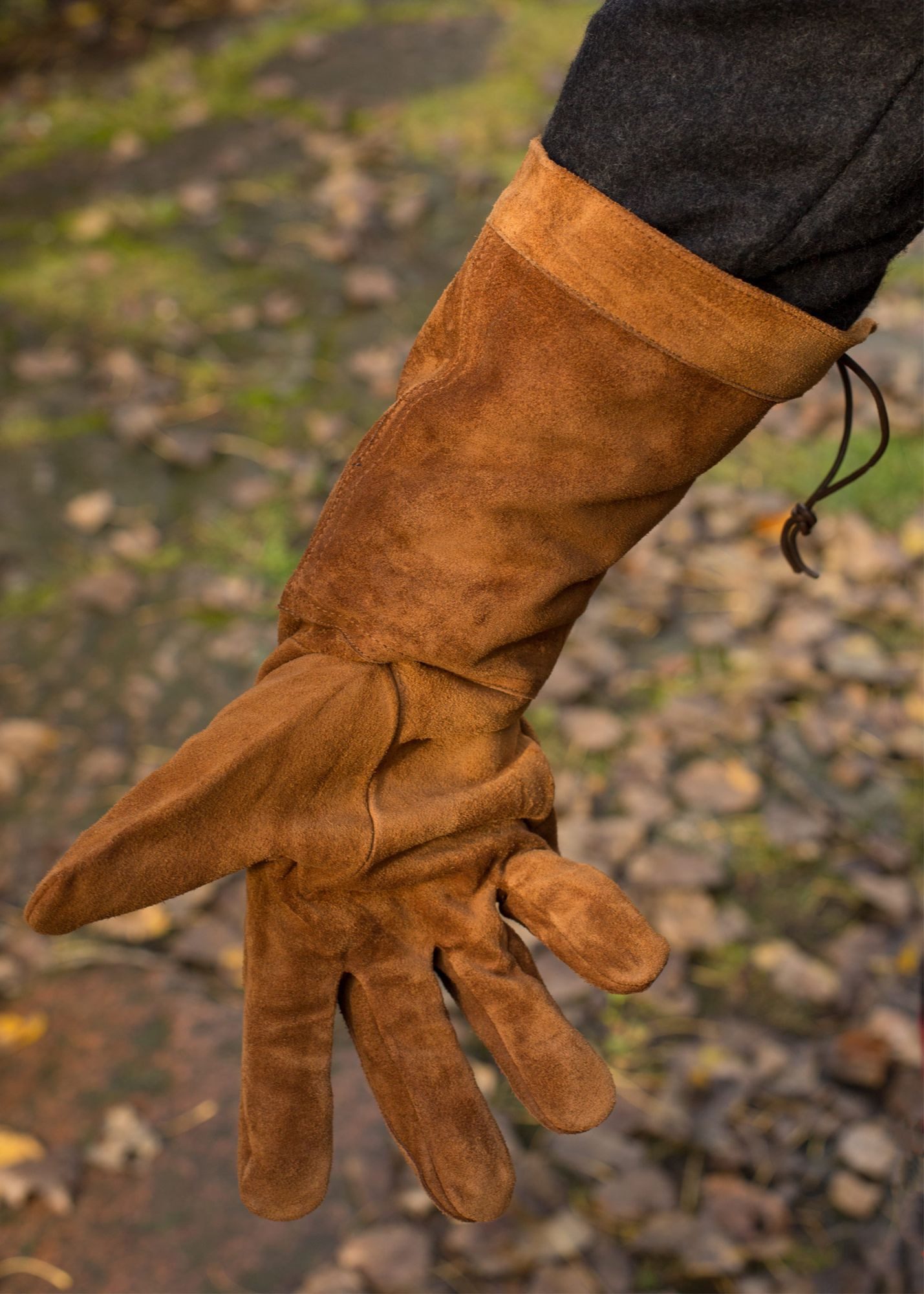 Epic Armoury Kostüm Epic Armoury Handschuhe aus Wildleder für LARP, braun, Gr. L