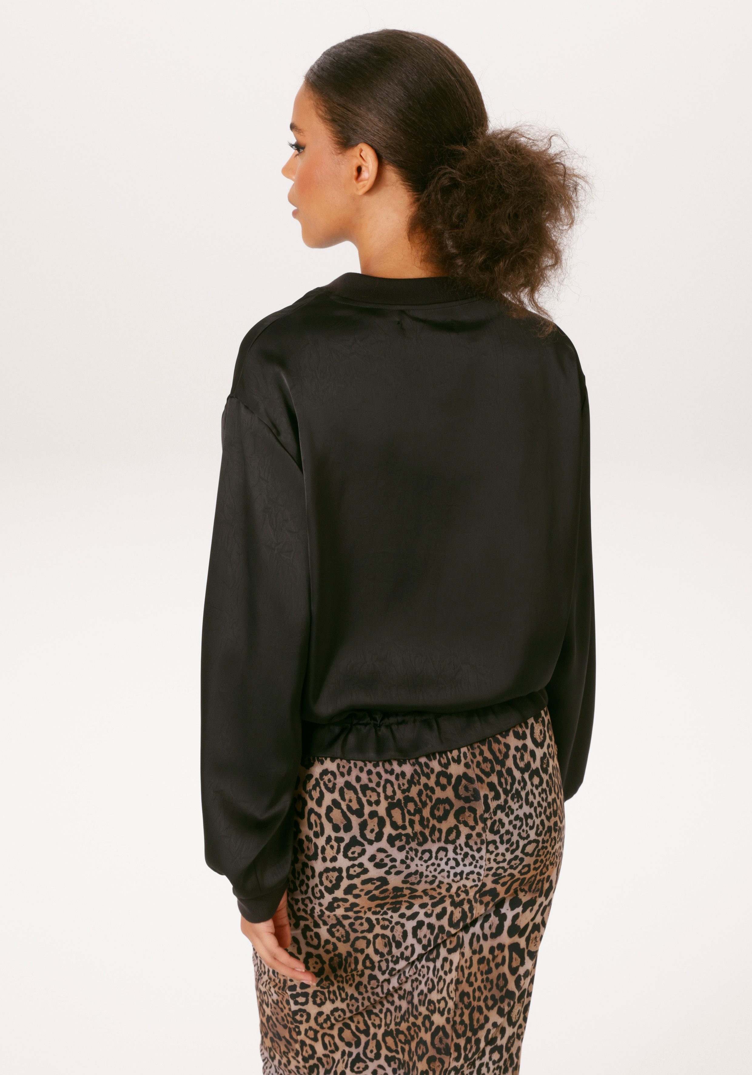 Aniston CASUAL Blouson mit Tunnelzug im Saum – Bild 2 von 5