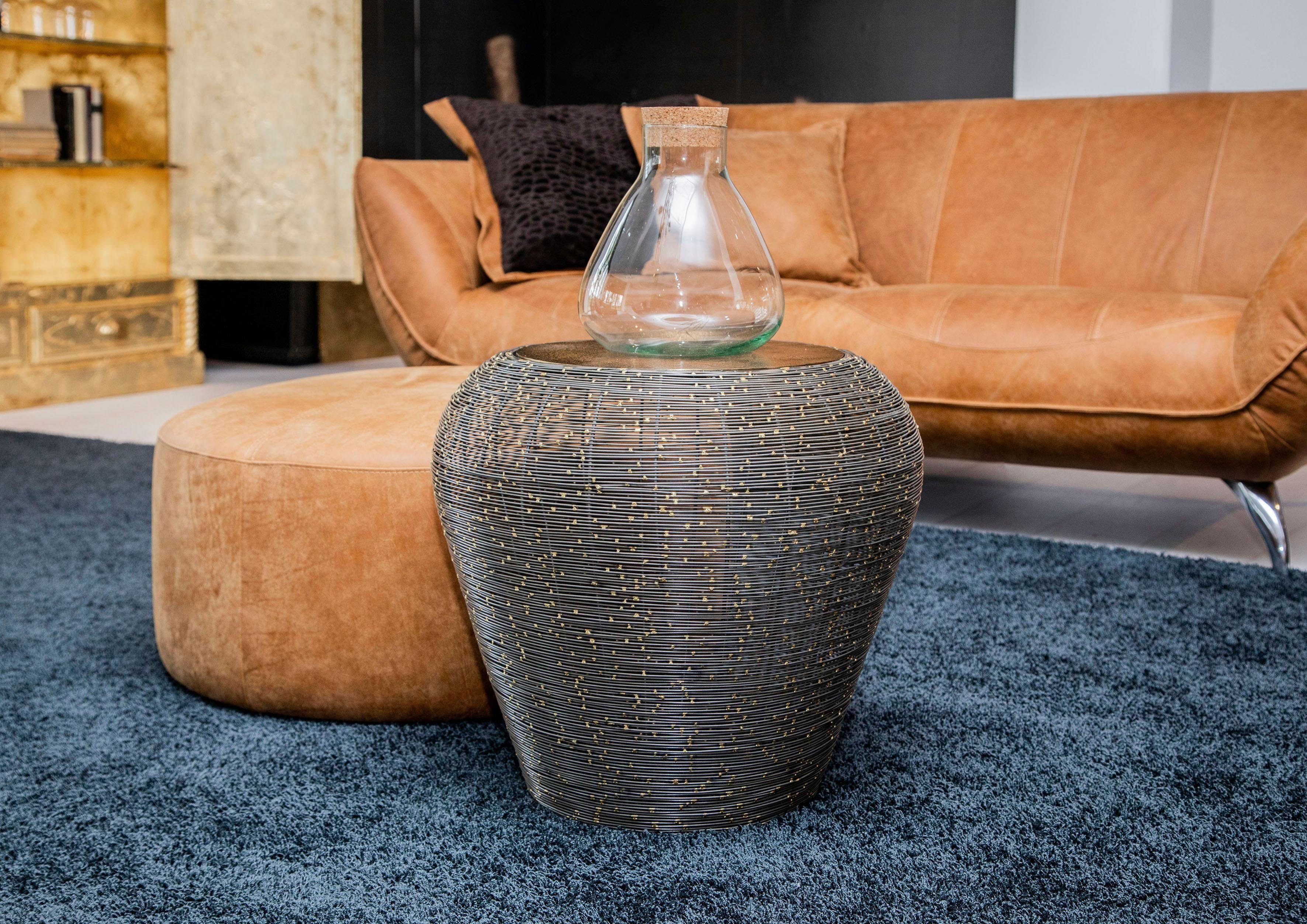 Gutmann Factory Beistelltisch 65763, mit dekorativen goldfarbenen Details