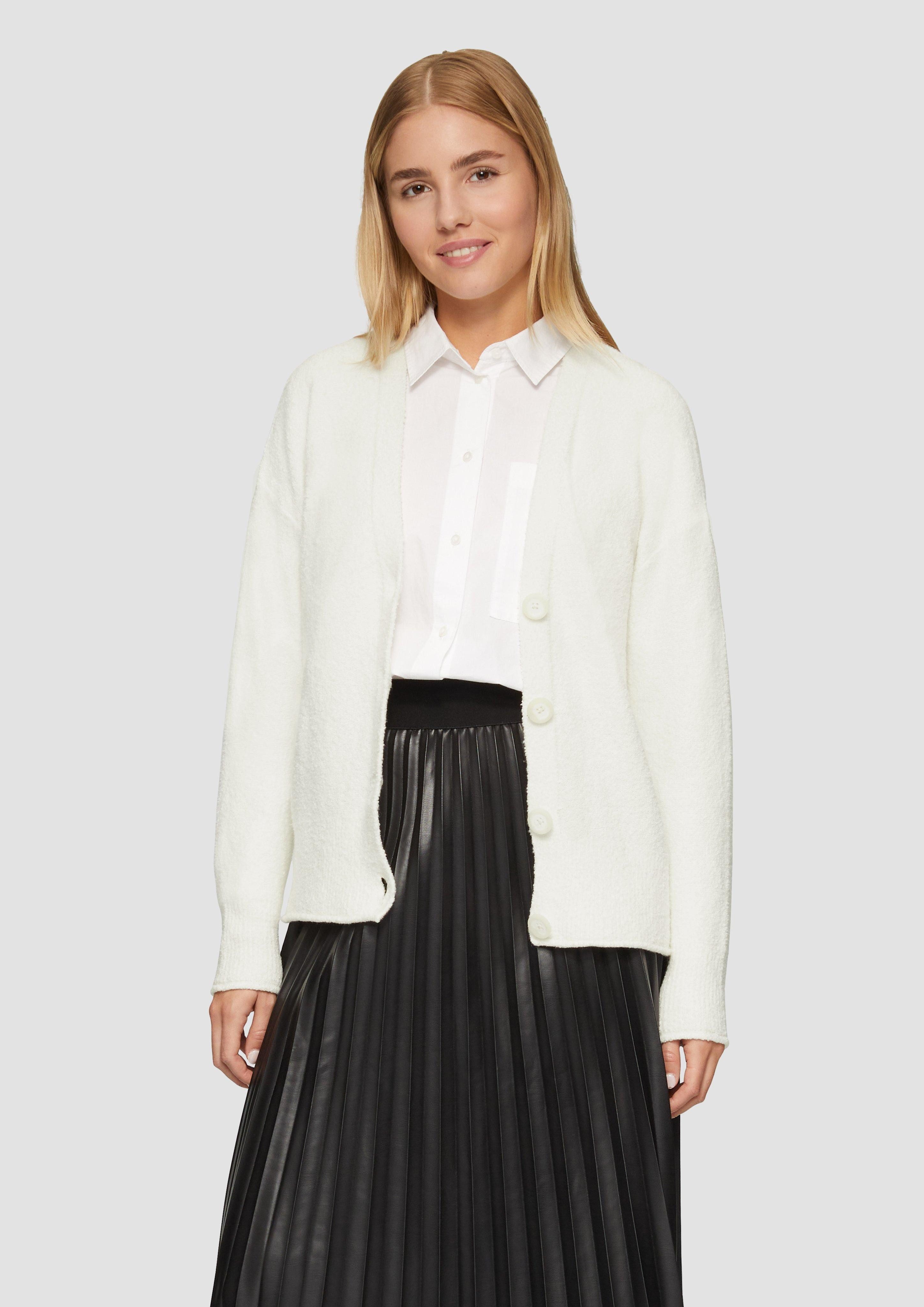 s.Oliver Strickjacke mit V-Ausschnitt und Knopfleiste günstig online kaufen