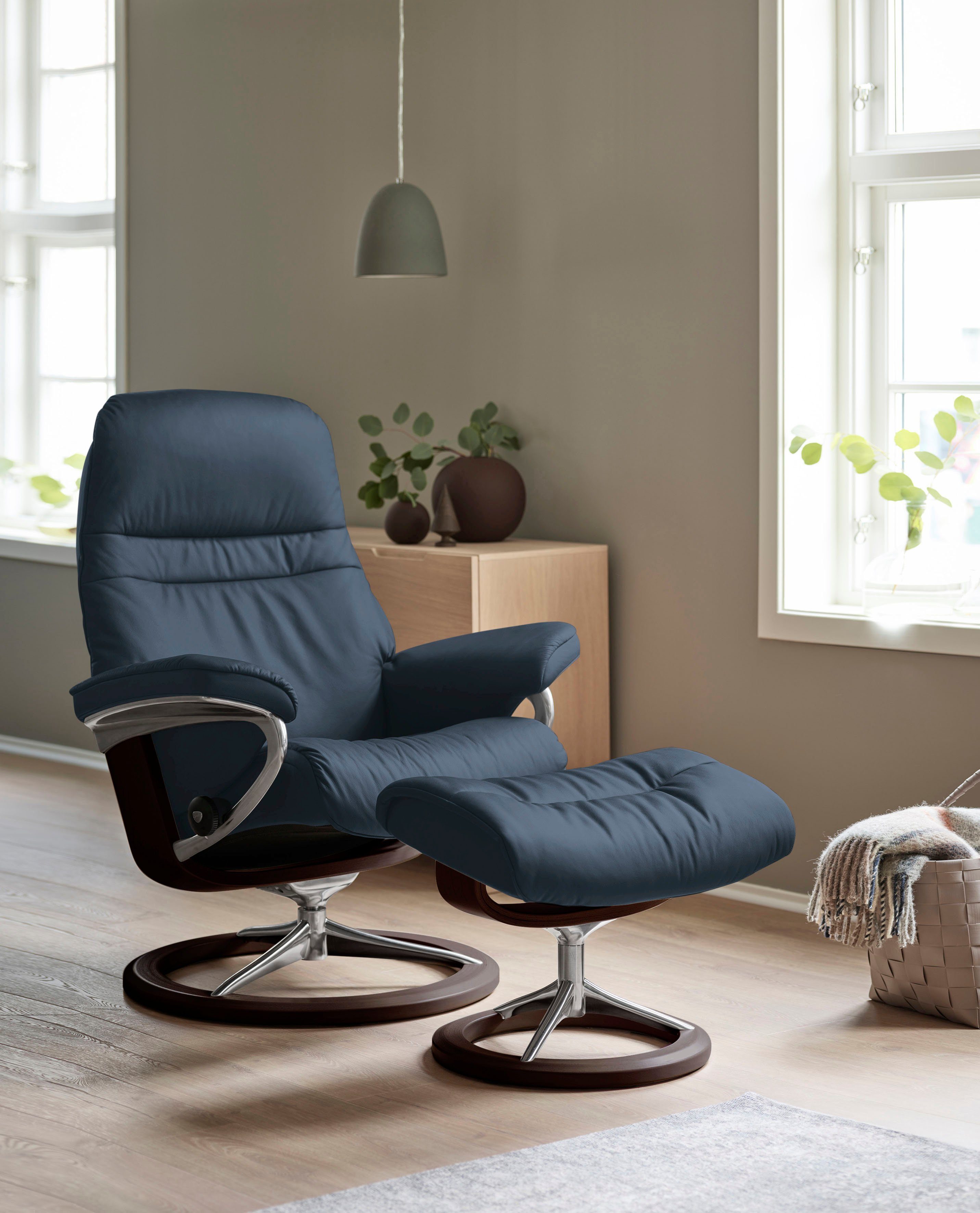 Stressless® Relaxsessel Sunrise, Base, Signature mit L, Braun Gestell Größe