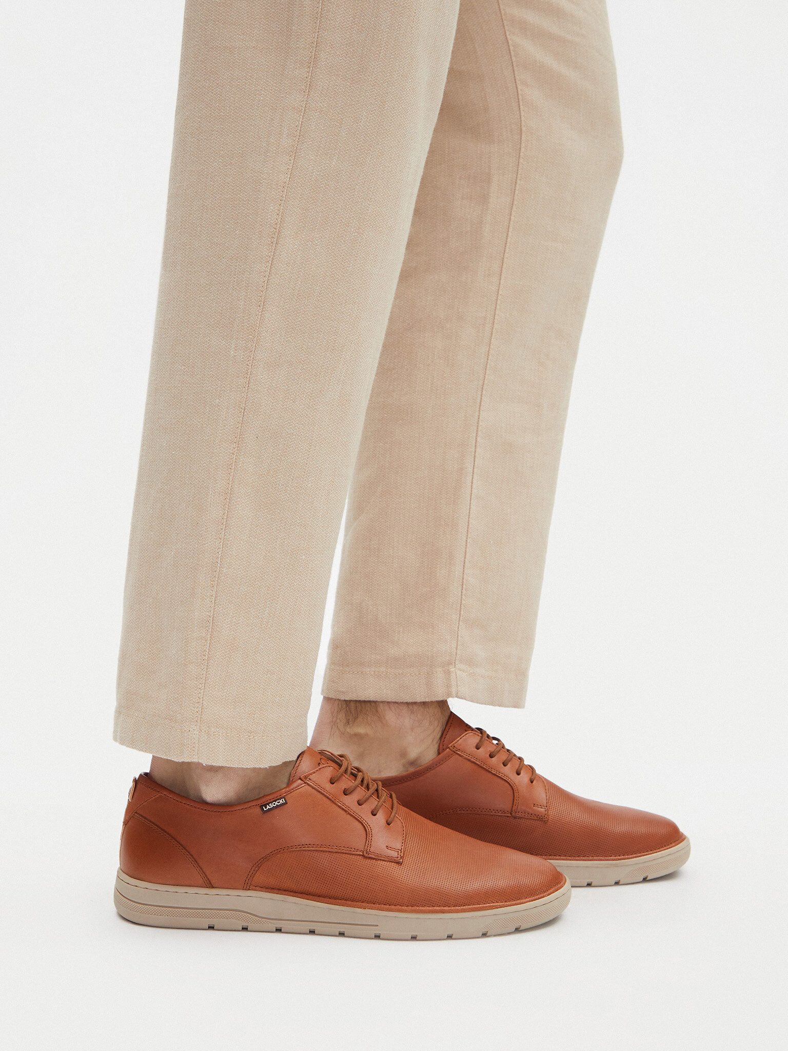 LASOCKI Lasocki Herrenschuhe Braun CALGARY-02 MI24 Sneaker