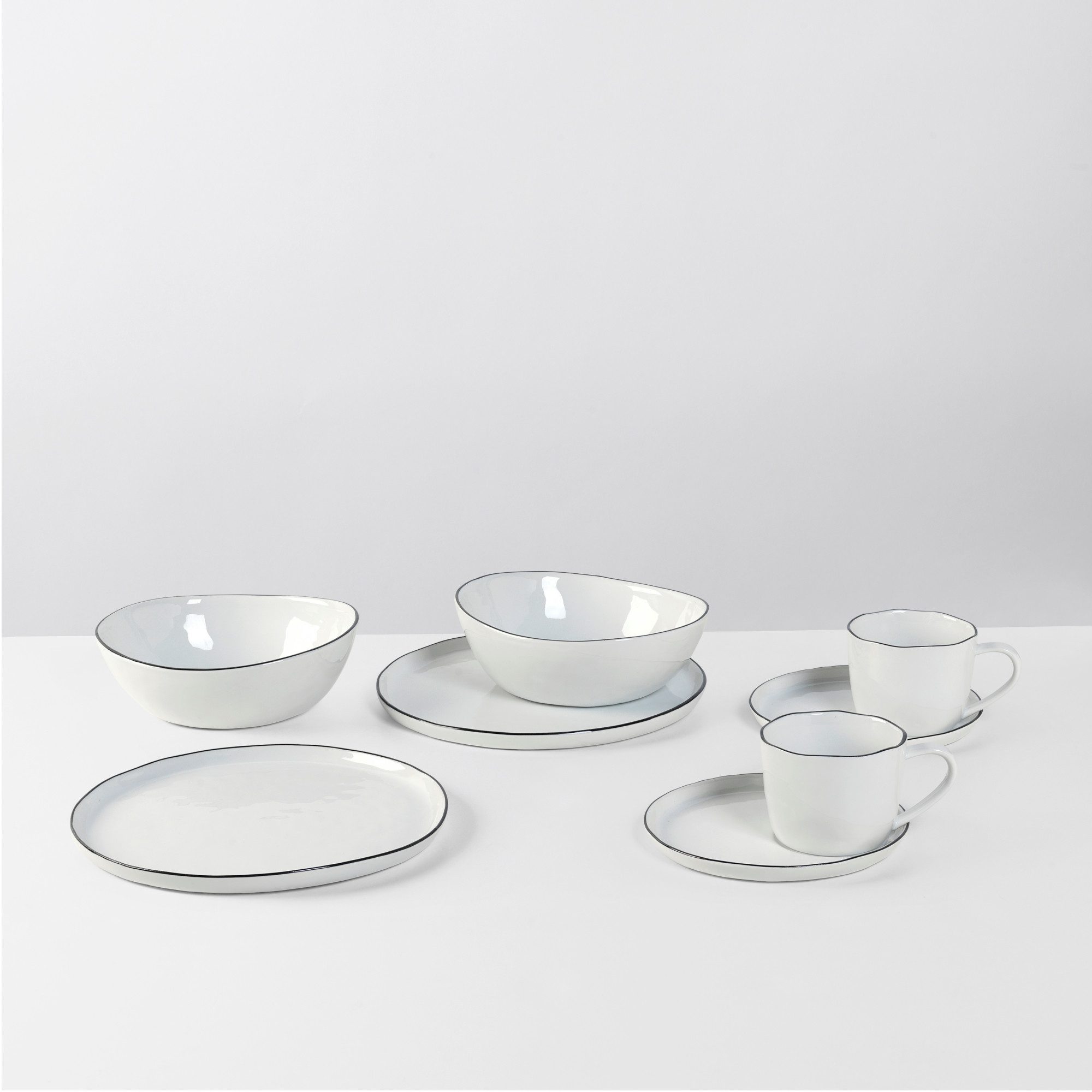 Broste Copenhagen Geschirr-Set Broste Copenhagen Salt Frühstücksset für zwei White w/Black Rim (6-tlg), 2 Personen, Porzellan