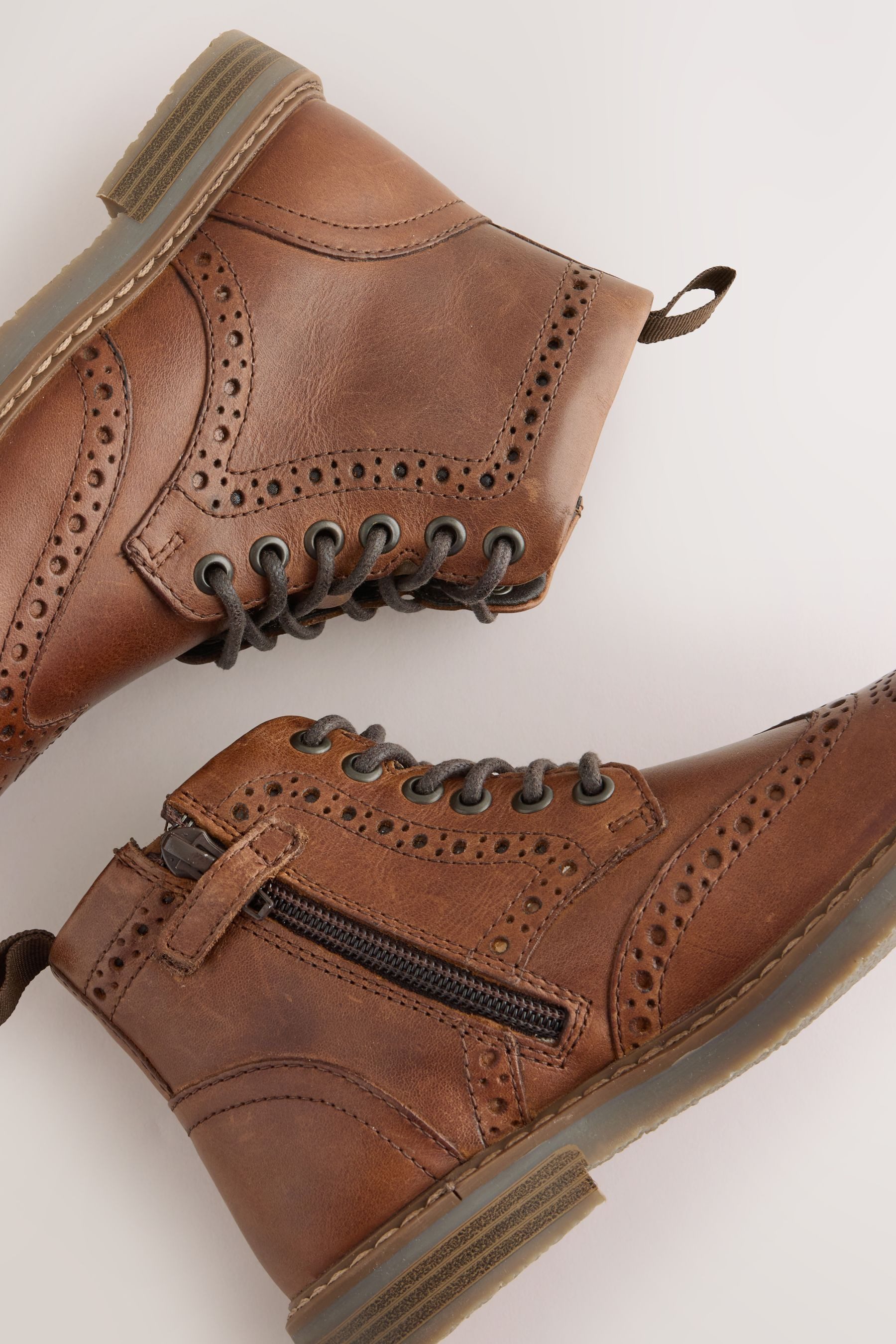 Next Brogue-Stiefel zum Schnüren aus Leder Stiefel – Bild 2 von 5