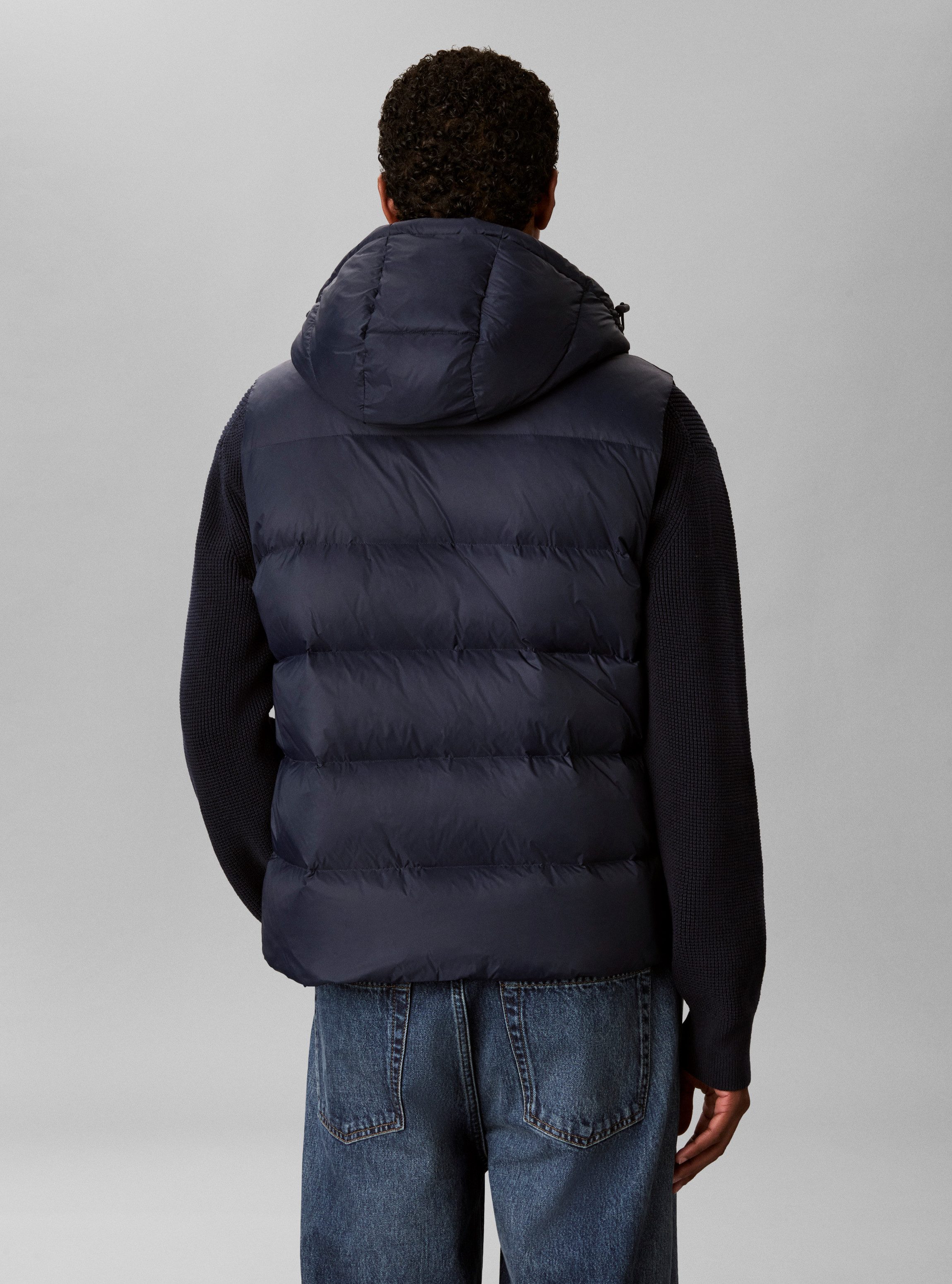 Calvin Klein Jeans Steppweste NYLON ZIP OFF HOOD Regular fit mit abnehmbarer Kapuze