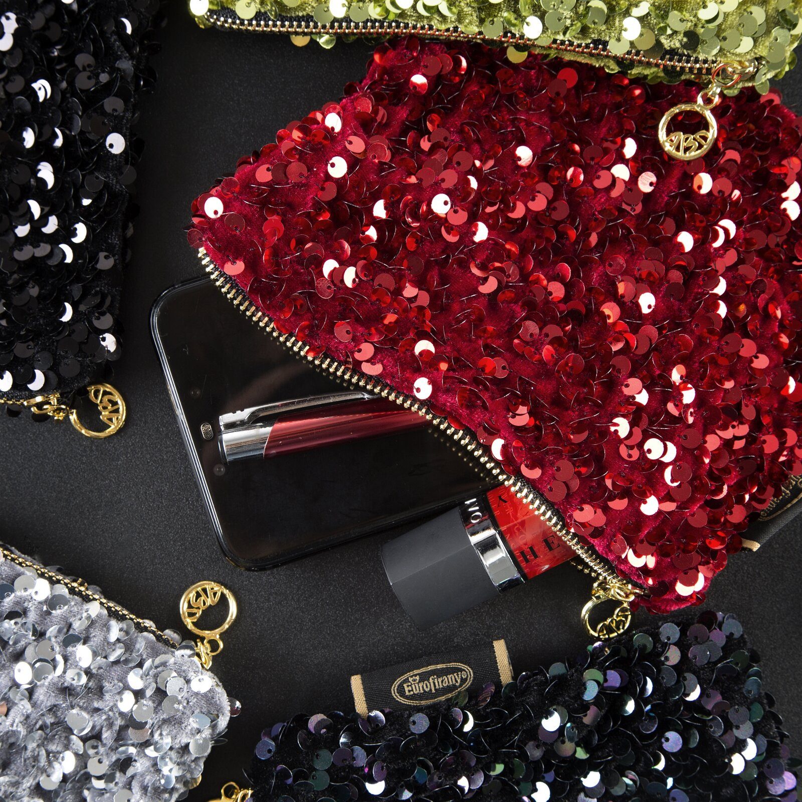 Eurofirany Kosmetiktasche Kompakte Kosmetiktasche 15x14 cm – grün, mit Pail günstig online kaufen