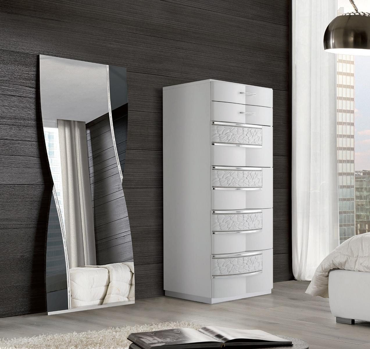 JVmoebel Hochkommode Italienisches Holzsideboard in Weiß mit 6 Schubladen und Regal (1 St., Kommode), Made in Italy