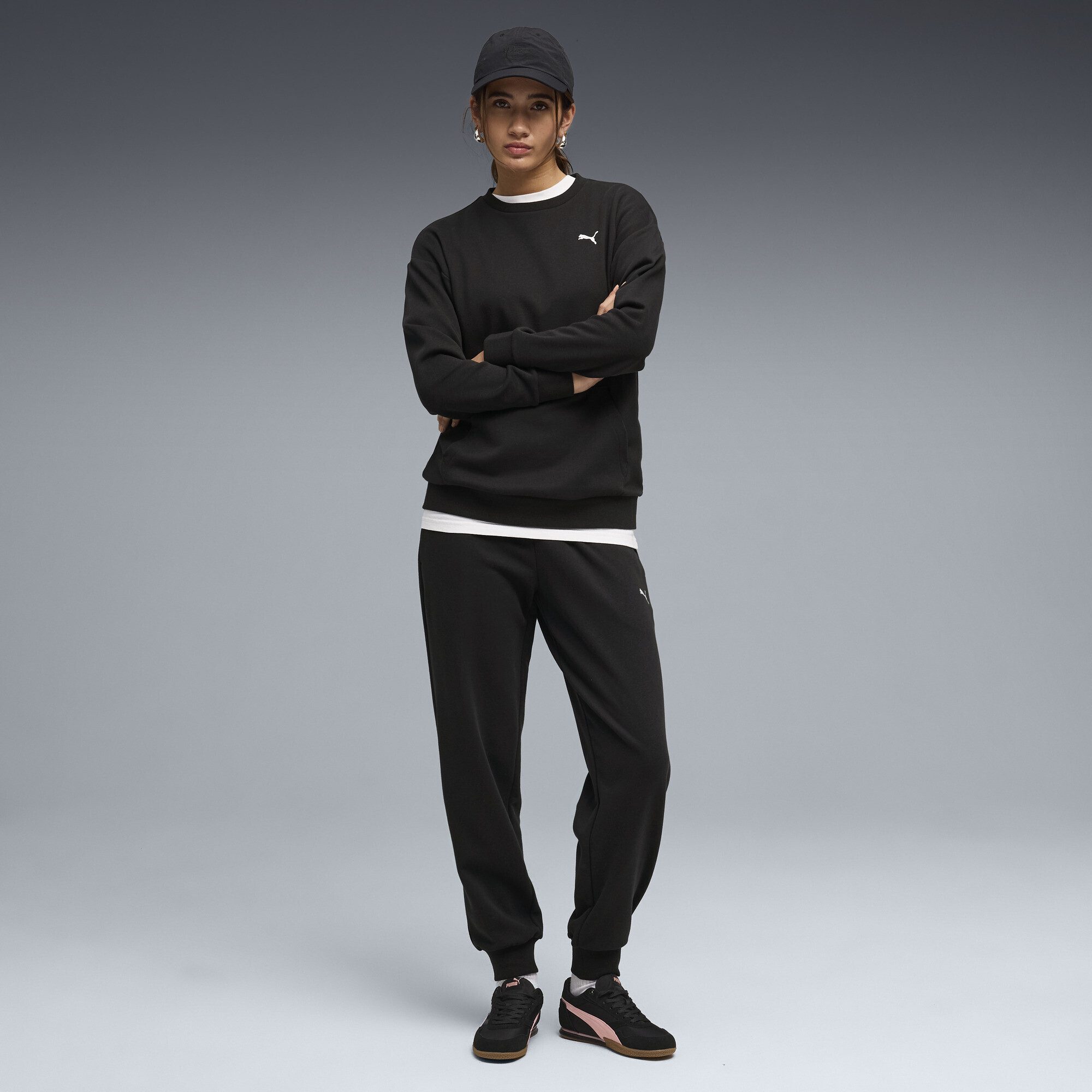 PUMA Jogginganzug Relaxed Trainingsanzug Damen