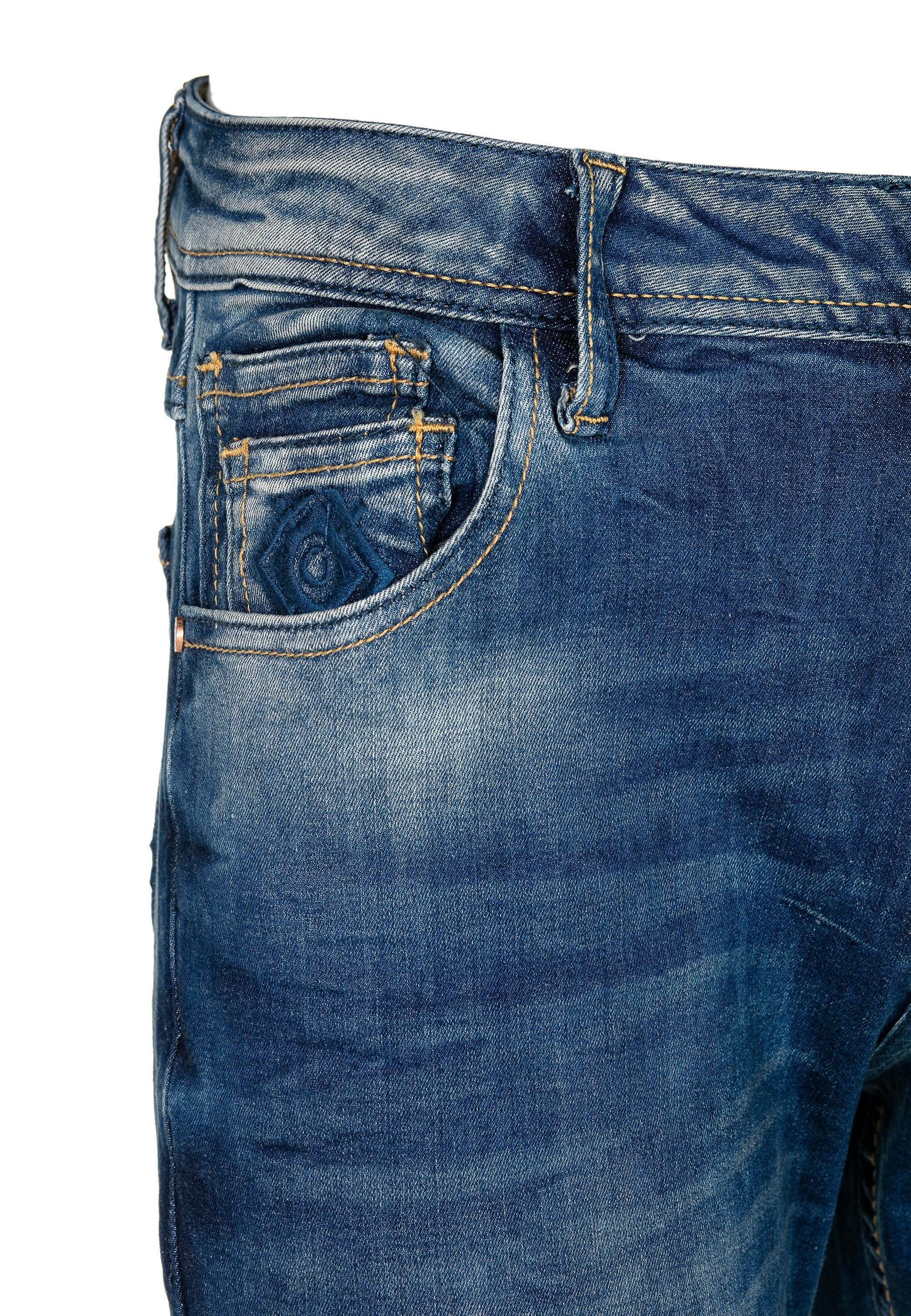 Cipo Waschung mit Bequeme lässiger Straight in Fit & Jeans Baxx