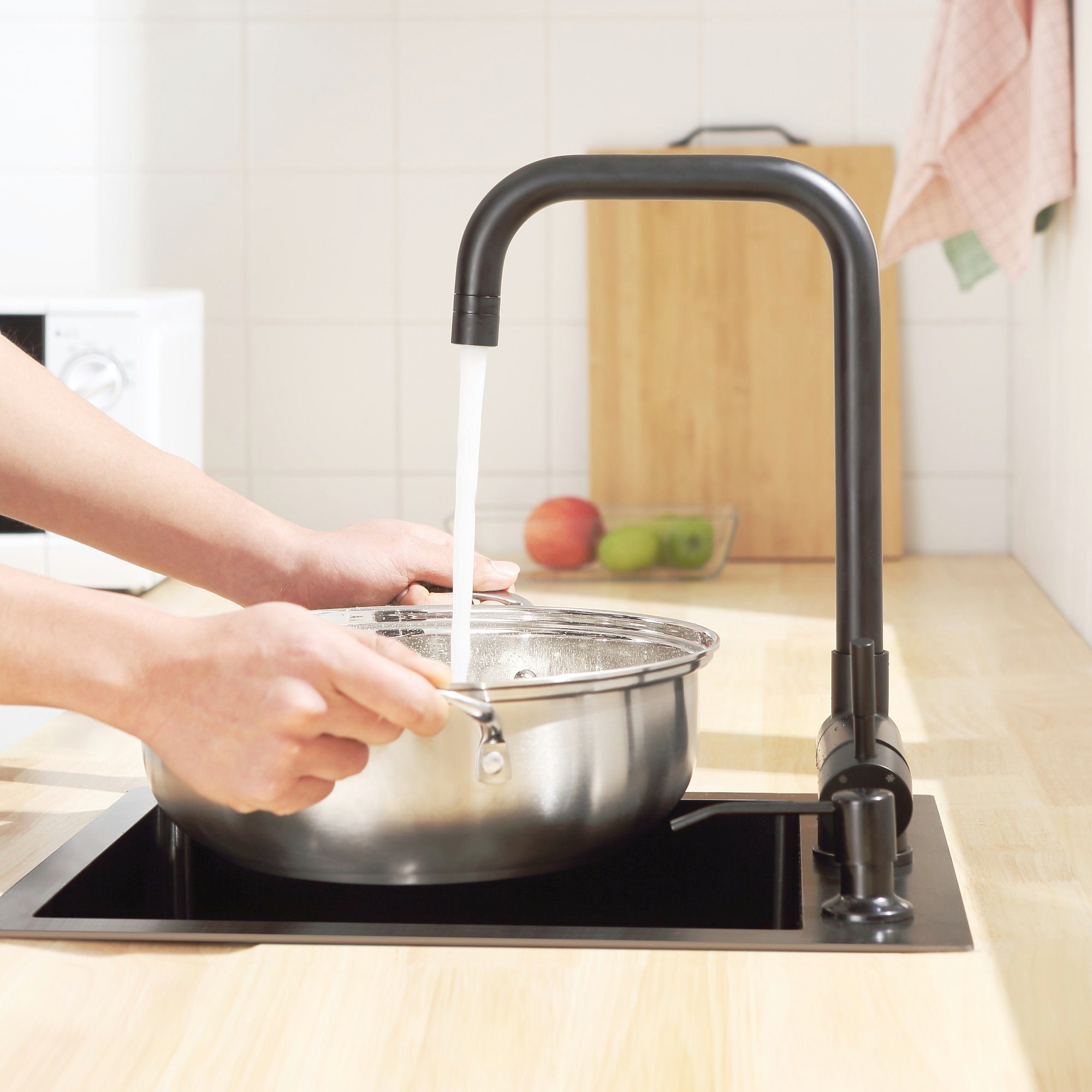 CECIPA Küchenarmatur Mischbatterie Klappbar Umklappbar Schwarz Wasserhahn Küche für Küche