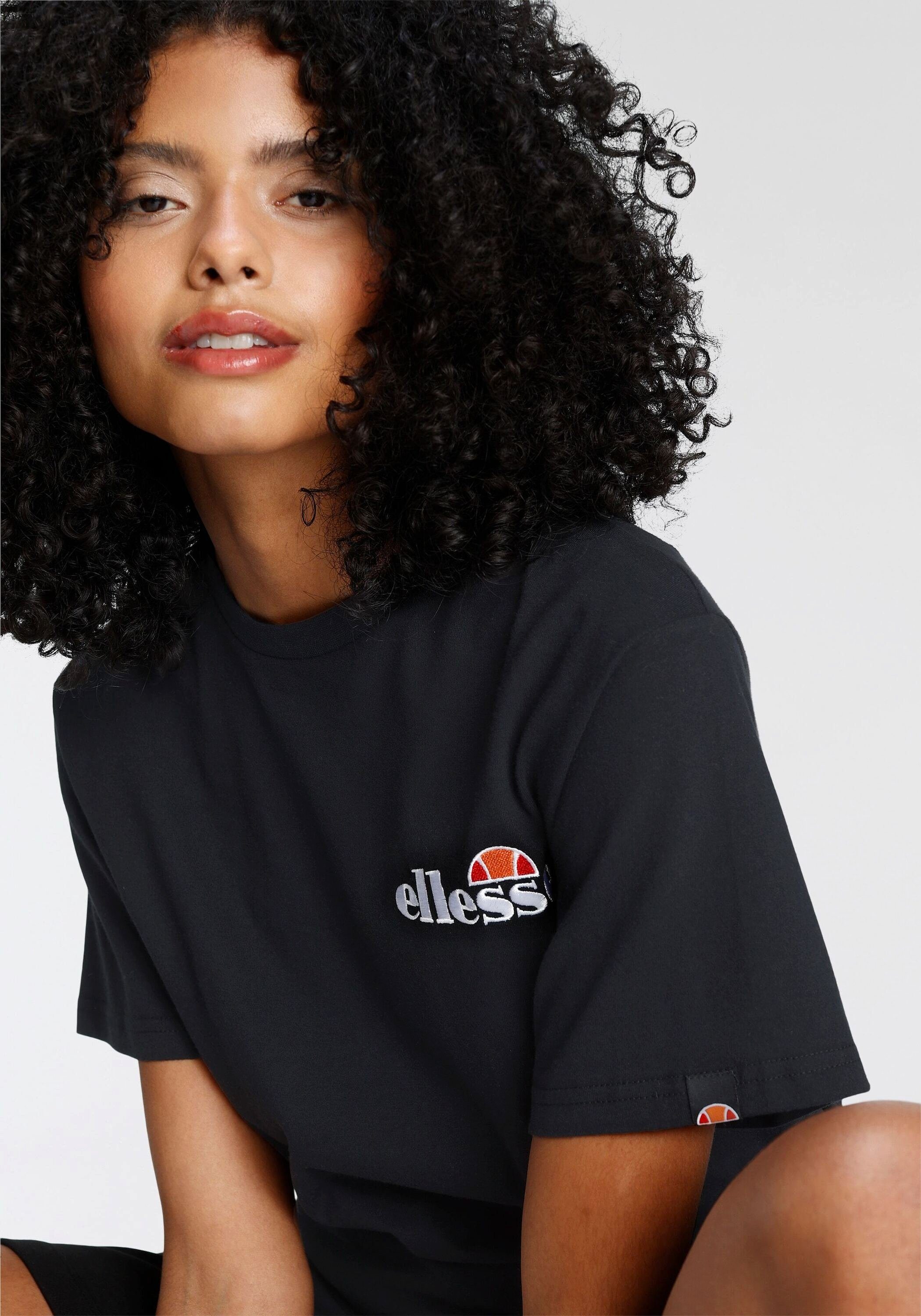 Ellesse T-Shirt (1-tlg) Stickerei