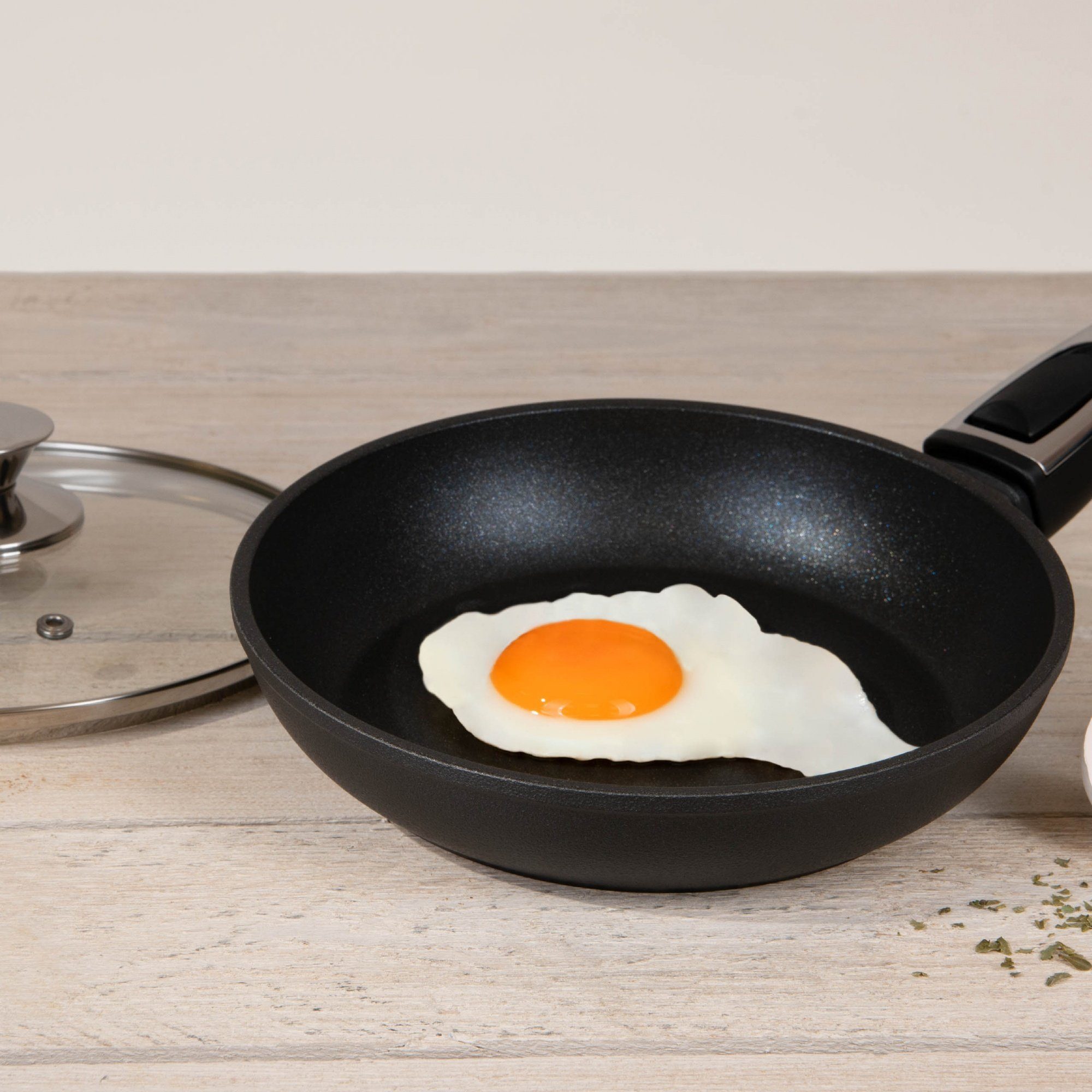 Genius Bratpfanne Cerafit Plasma Pfanne 20 cm, Aluminium, Edelstahl, Bakelit, Antihaft-Beschichtung mit abnehmbarem Griff