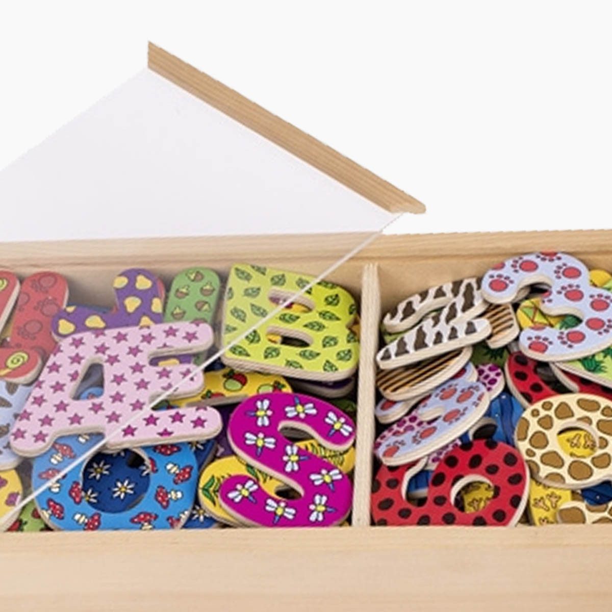 goki Lernspielzeug Magnet-Alphabet und Zahlen-Leon (Spar-Set, 88-St., packung), schaffen genügend Anreiz Wörter zu legen