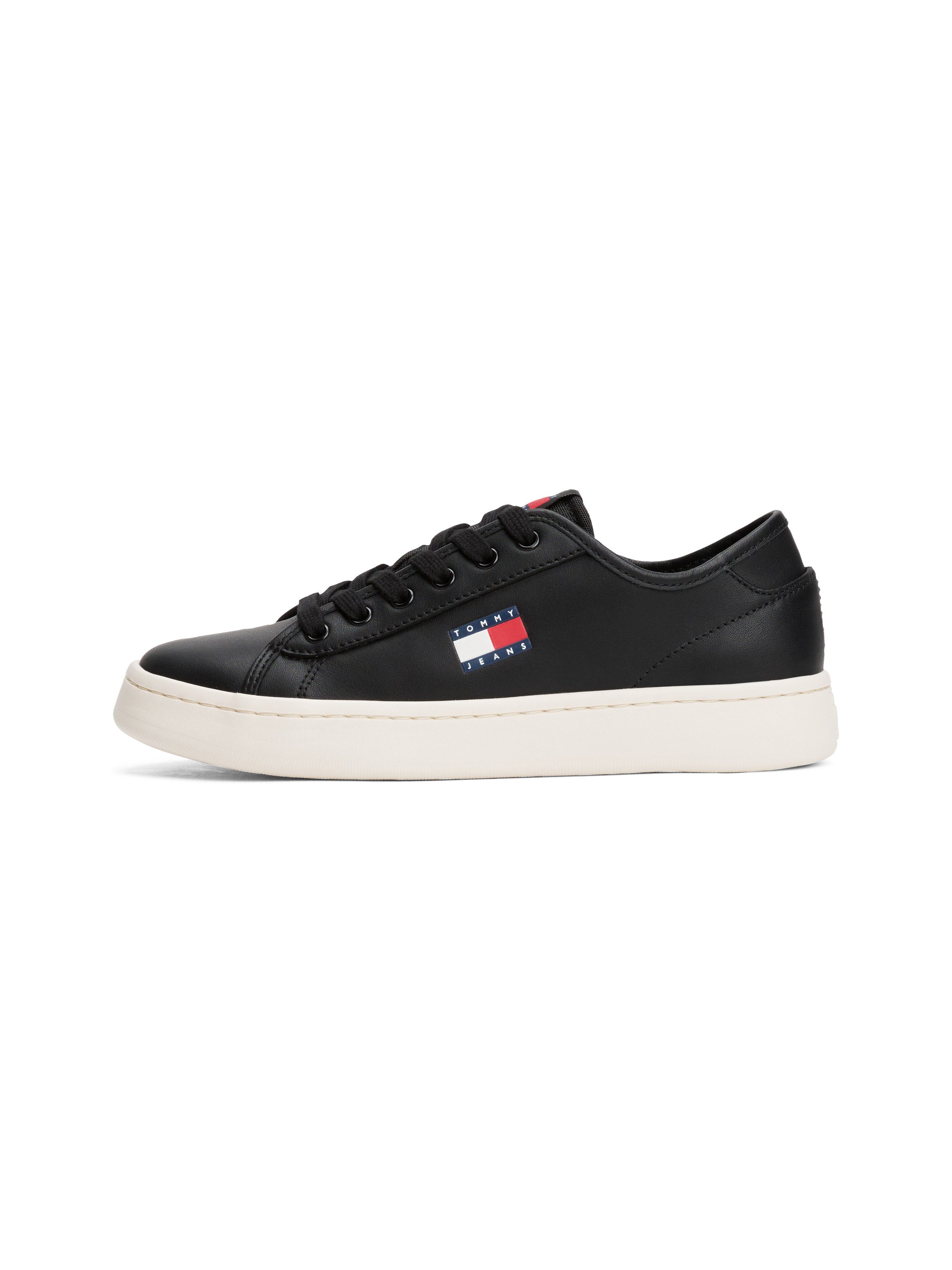 Tommy Jeans TJW LIGHTWEIGHT COURT SNEAKER Plateausneaker, Freizeitschuh, Halbschuh, Schnürschuh mit plakativer Logoflag