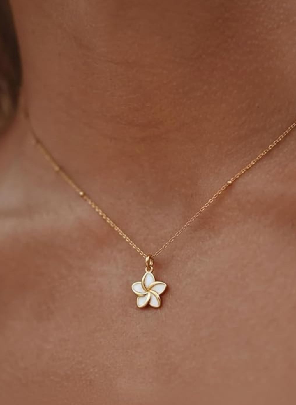 Einzelstück Kette mit Anhänger Halskette Frangipani mit Monoi Anhänger