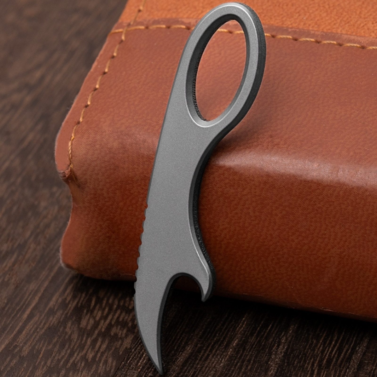 YUBRO-STUDIO Multitool Titan Mini EDC Brechstange Flaschenöffner Schlüsselanhänger Werkzeug