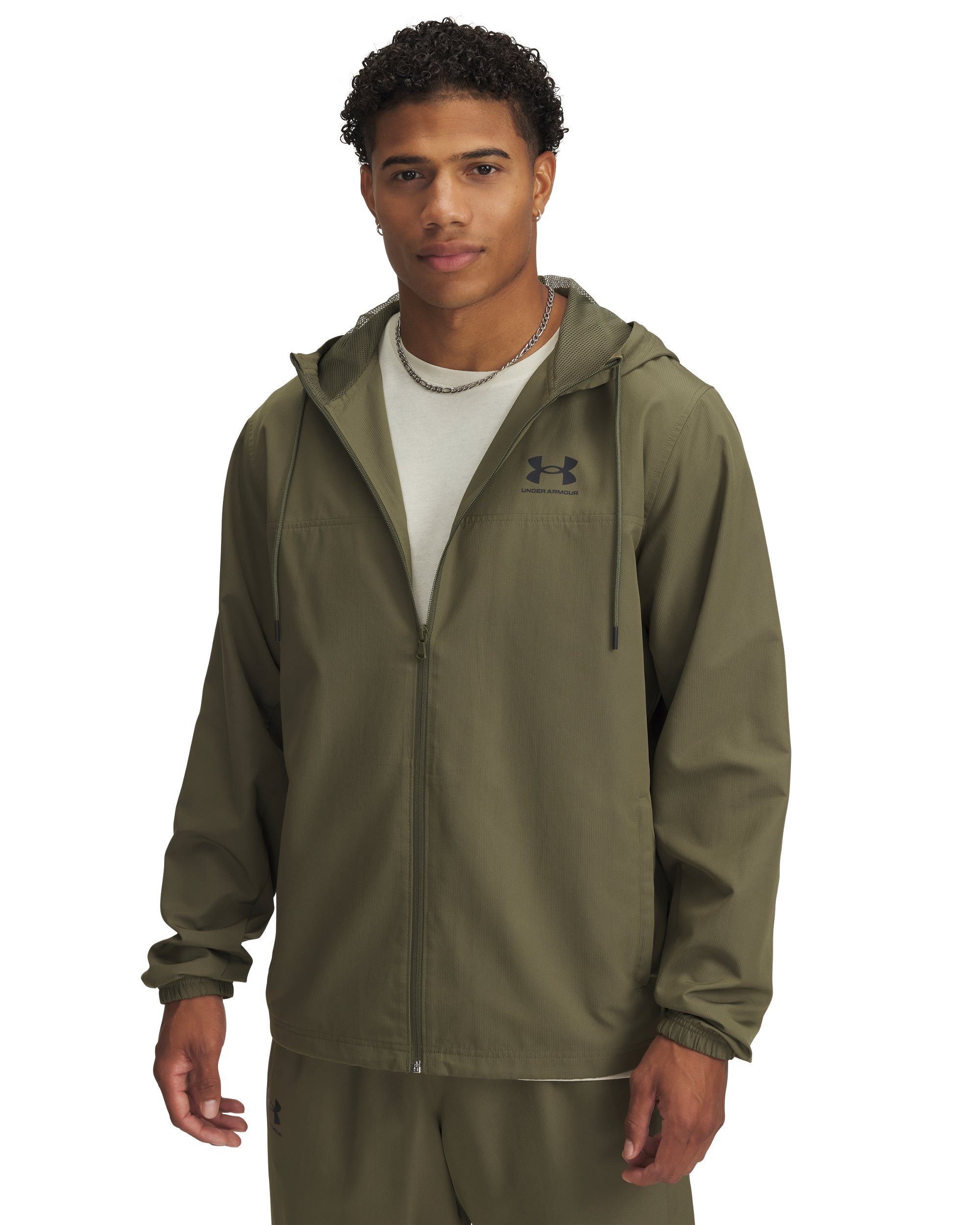 Under Armour® Windbreaker UA RIVAL WVN WINDBREAKER windabweisend, aus Polyester, mit Reißverschluss, normale Länge