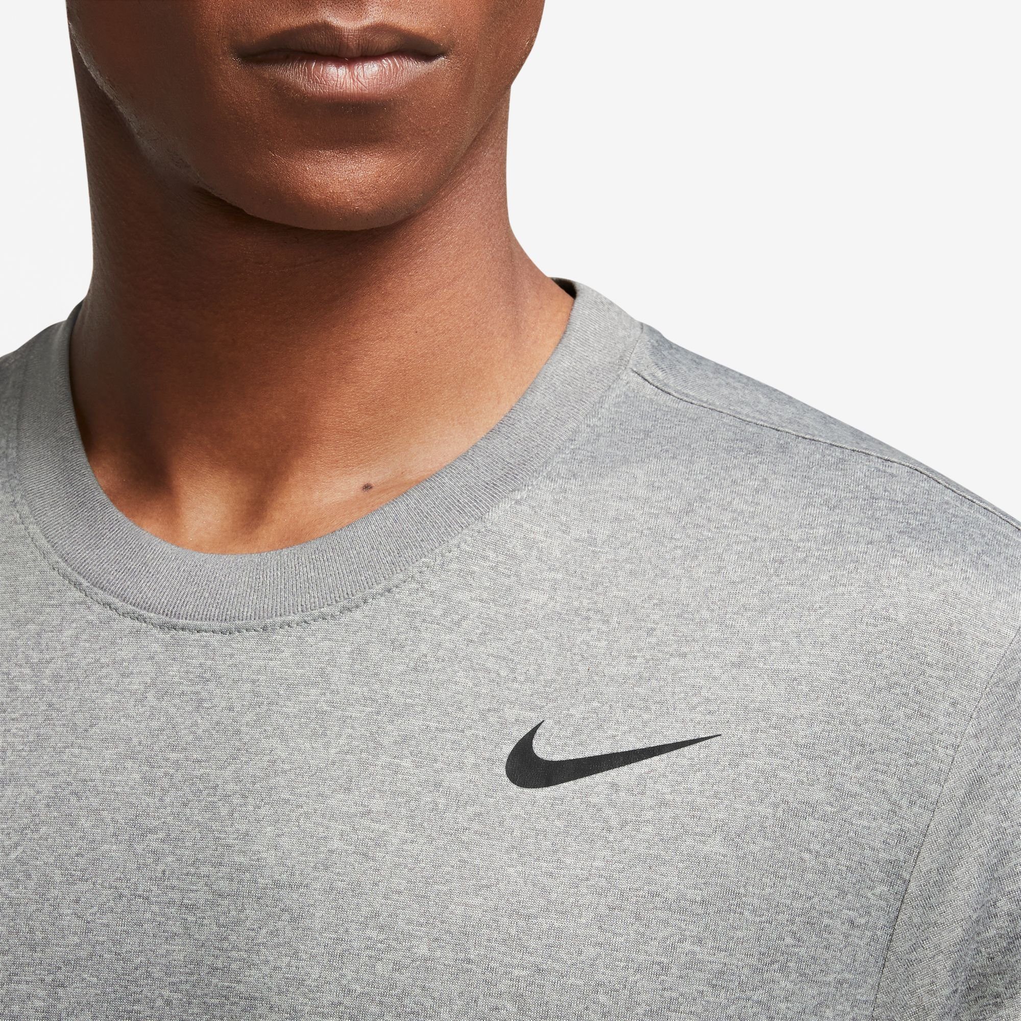 Nike Trainingsshirt T-SHIRT FITNESS TUMBLED MEN'S DRI-FIT LEGEND SILVER/HTR/BLACK GREY/FLT