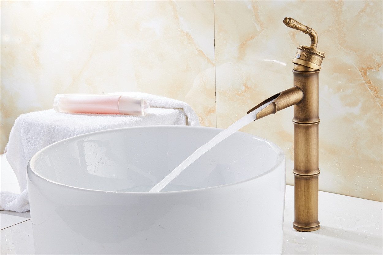 Kinaree Badarmatur Retro Wasserhahn BAMBUS III Messing, Ornamente