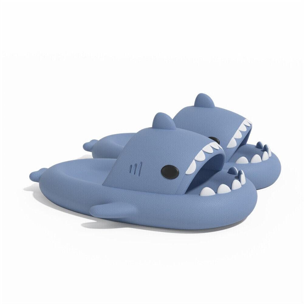 Corimori Bequeme Hai Badeschuhe im Haifisch-Design günstig online kaufen