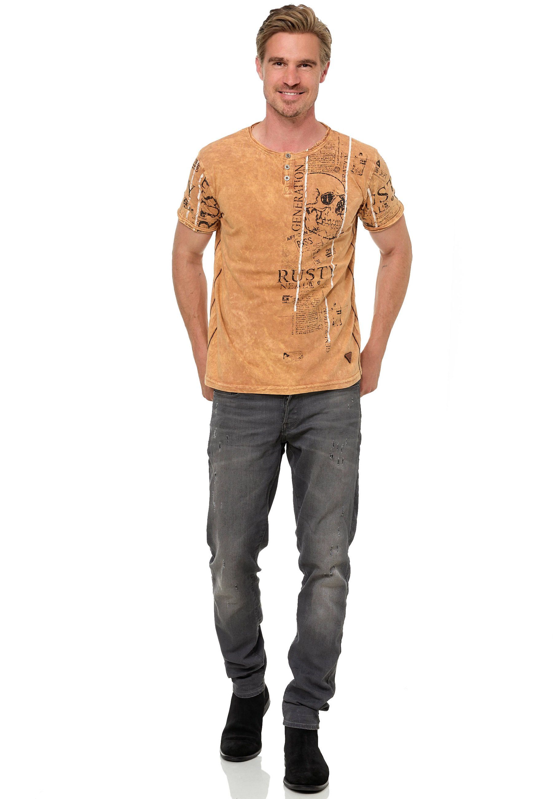 Rusty Neal T-Shirt im Used-Look Allover-Print mit camelfarben