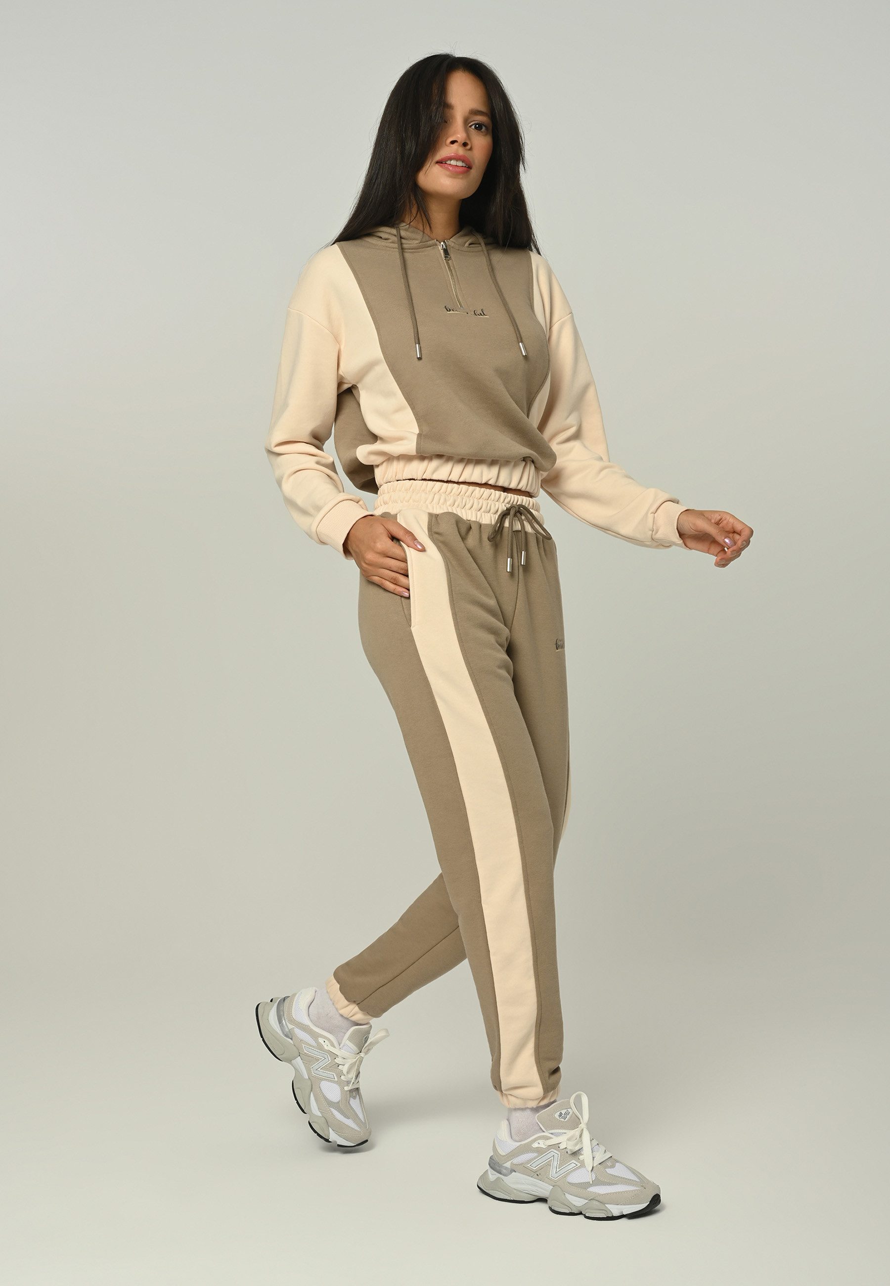 Tom Barron Trainingsanzug Women Regular Tracksuit With Two Colors, mit modernem Design – Bild 5 von 5