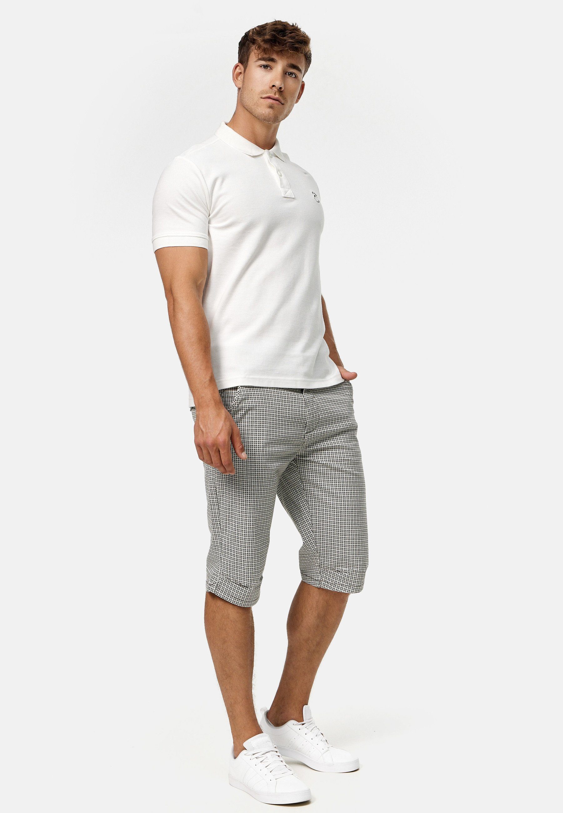 Indicode Chinoshorts Herren Whitney Chino Shorts Herrenshorts aus 100 % Baumwolle, inkl. Gürtel