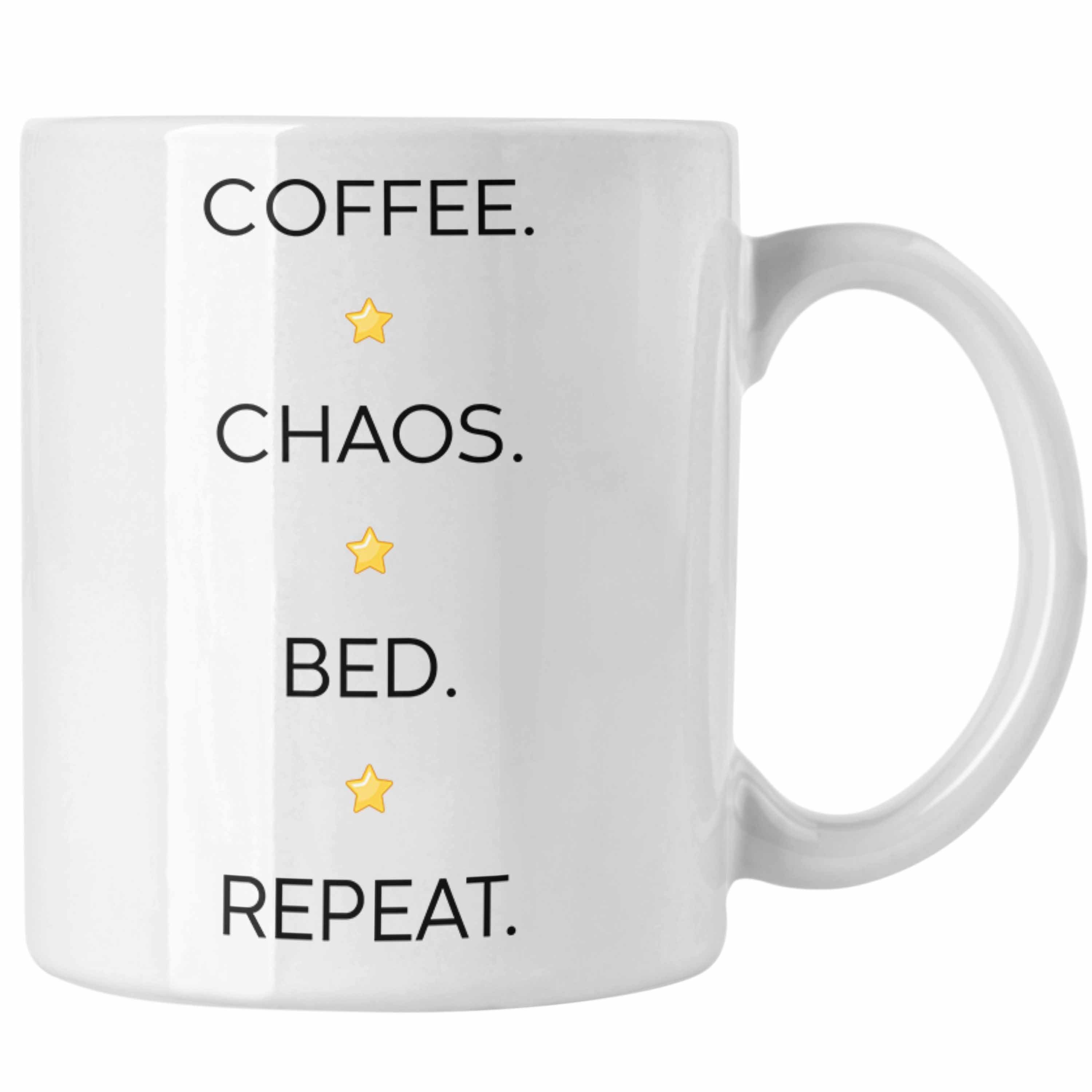 Trendation Tasse Trendation - Lustige Tasse mit Spruch für Frauen Männer Arbeit Büro Lustig Tassen Becher mit Sprüchen Kollegin Geschenk Sarkasmus Chaos Bed Repeat Weiss