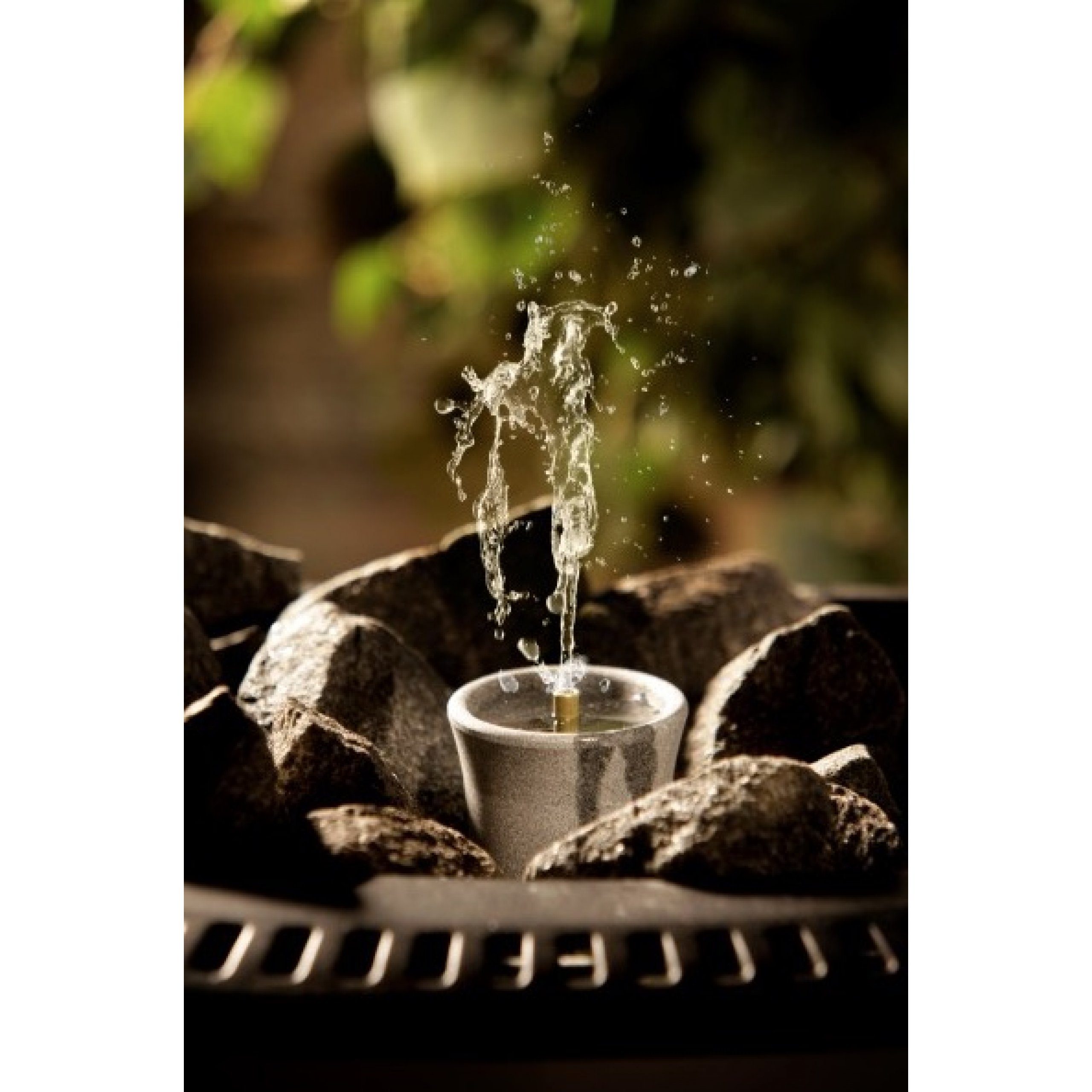 HUKKA Design Aufgusstopf Hukka Design Sisukas Springbrunnen aus Speckstein für Saunaofen mit
