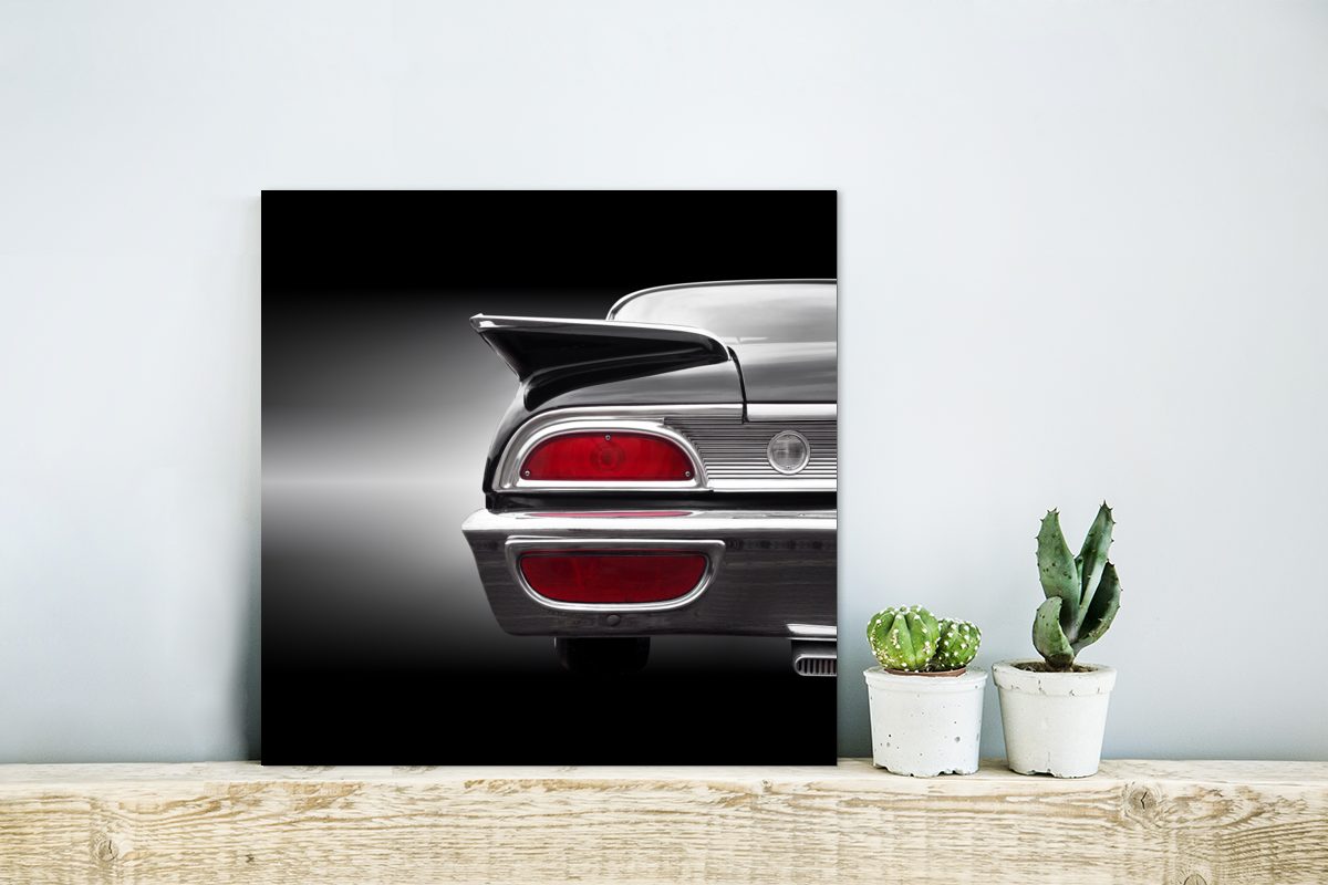 Metallbild grauen, Gemälde Cadillac aus Rückansicht St), - Oldtimer Stoßstange Aluminium - deko Alu-Dibond-Druck, eines - Metall, MuchoWow (1