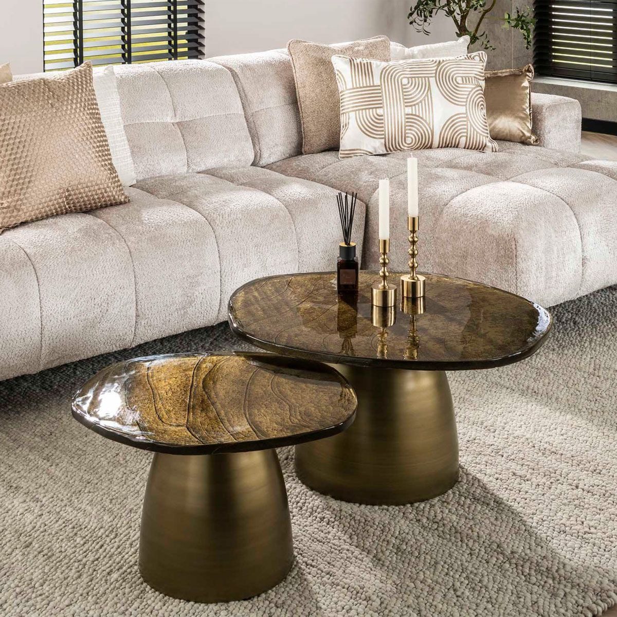 LEVEN Lifestyle Couchtisch 2er Set VENEZIA Metall Glas Gold antik Finish (2´er Set), Tischplatte aus traditionell gezogenen hochwertigem Glas