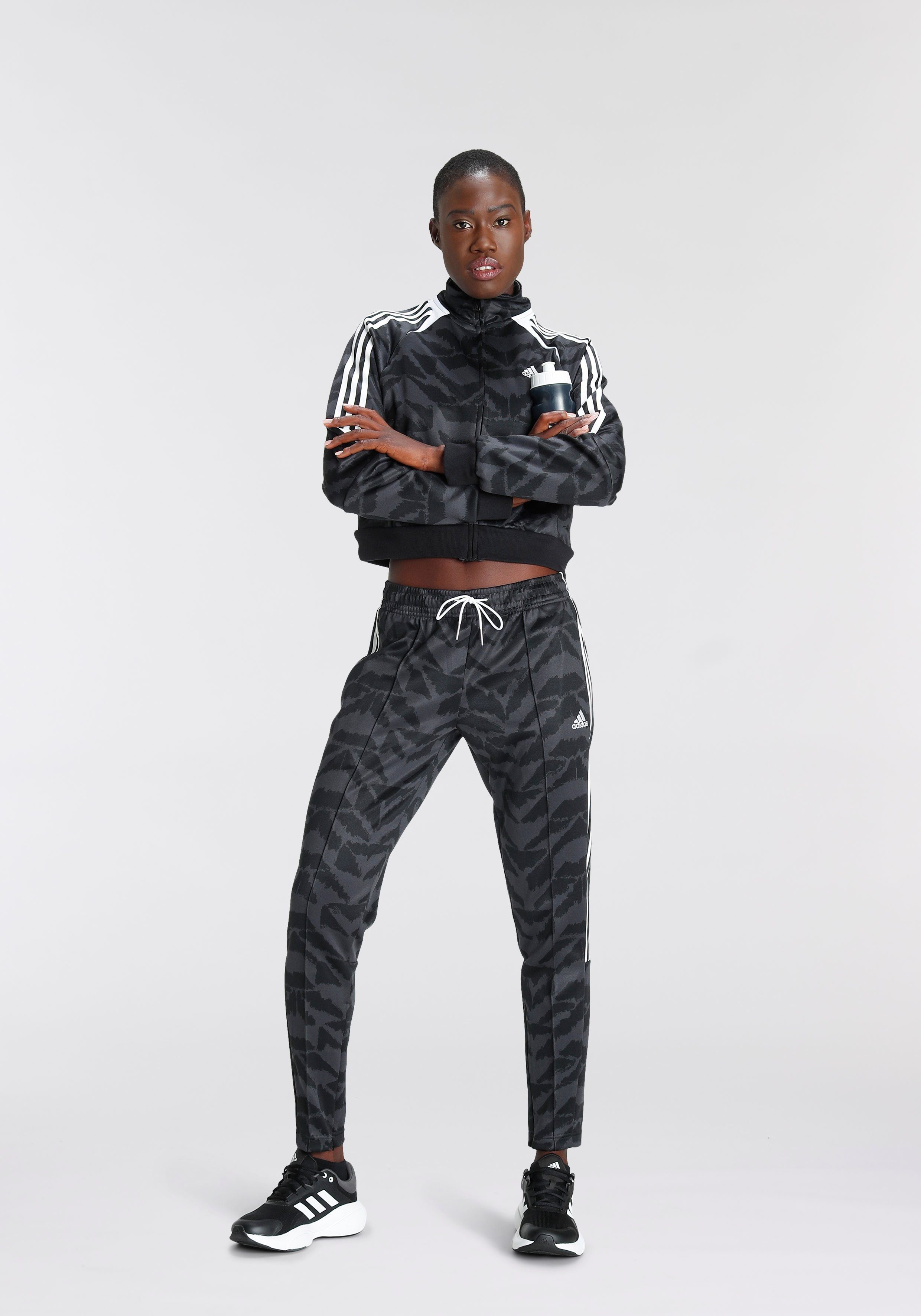 adidas Sportswear Outdoorjacke LIFESTYLE / / / Carbon TIRO White SUIT TRAININGSJACKE White Black UP