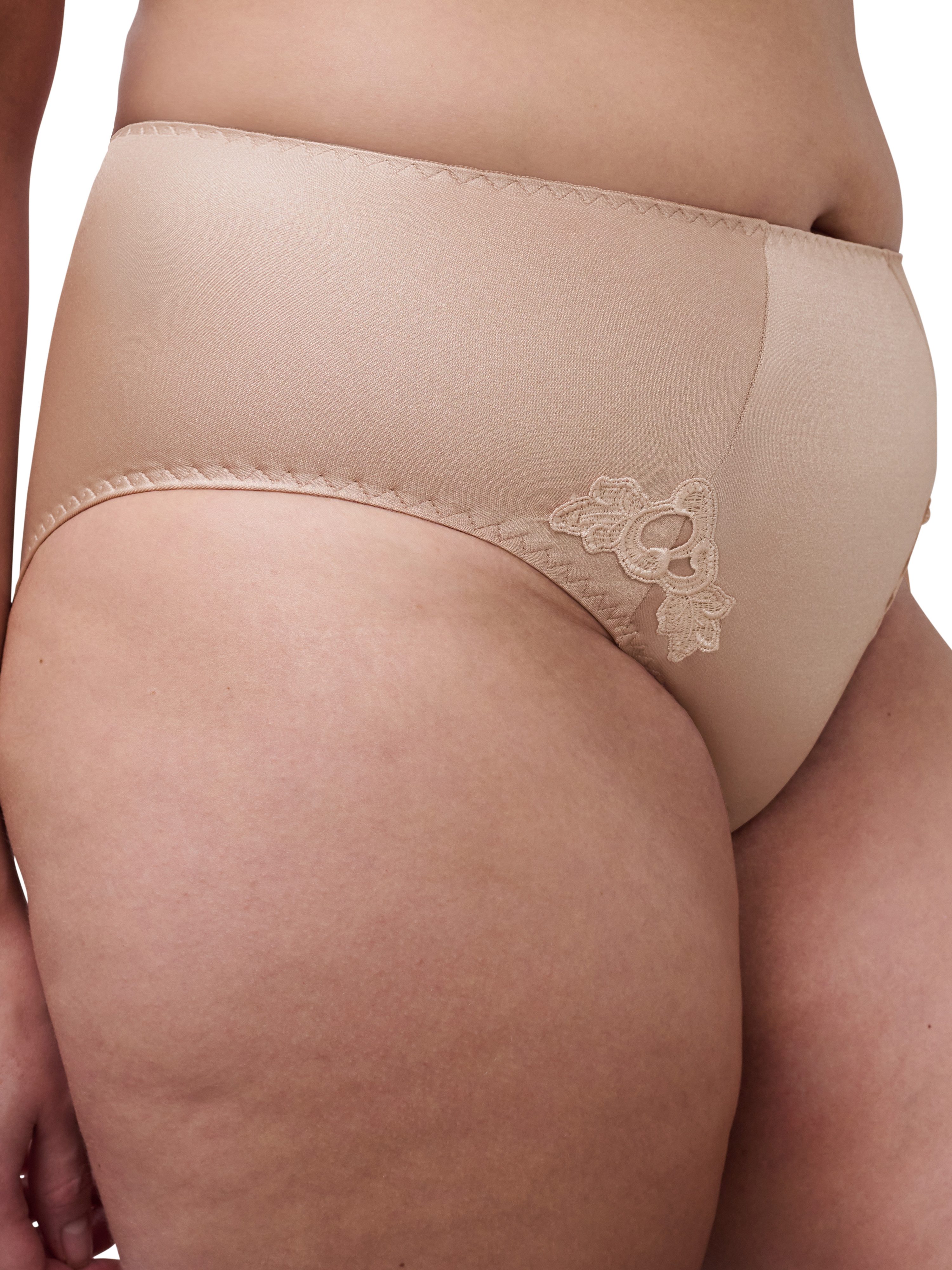 Chantelle Slip HEDONA blickdichtes Gewebe, Guipure Spitze