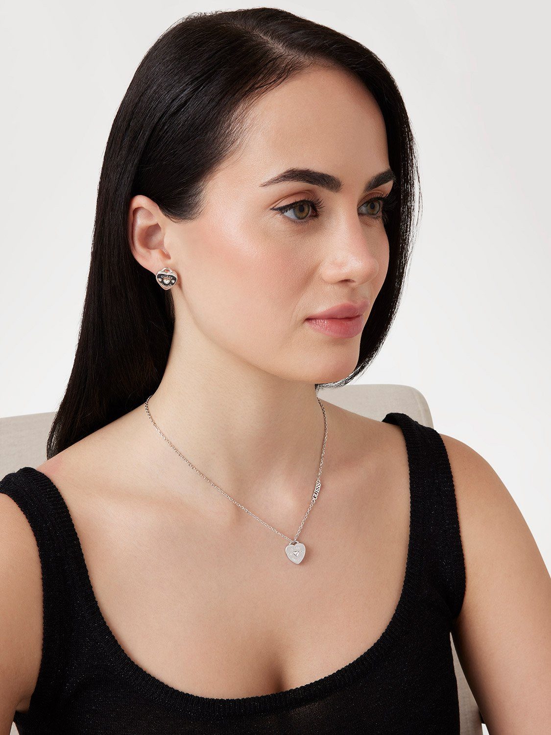 Guess Kette mit Anhänger Herz-Anhänger...