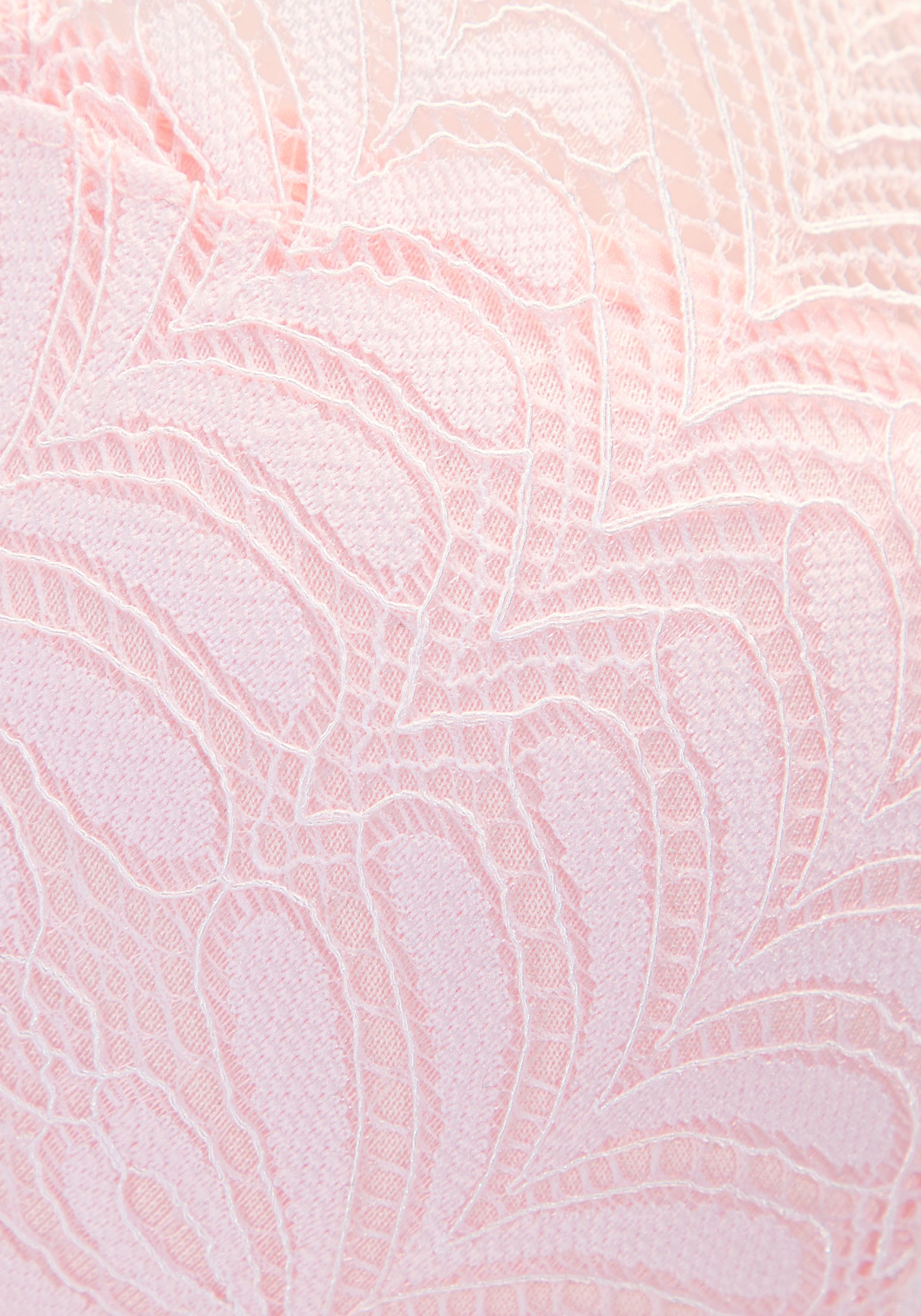 LASCANA Schalen-BH Amira mit Spacer-Schalen und modischem High-Apex Schnitt, Dessous