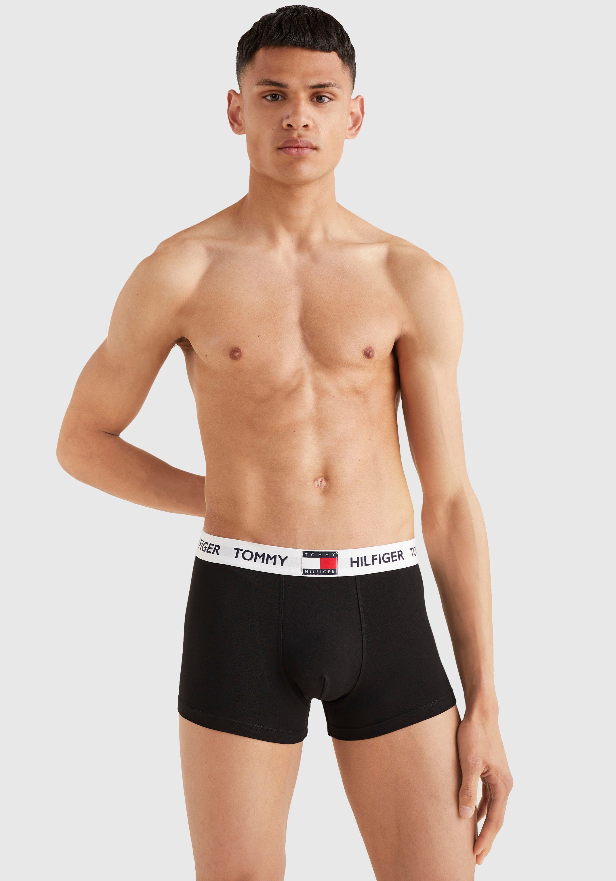 Tommy Hilfiger Underwear Trunk TRUNK mit Tommy Hilfiger Logo-Elastiktape