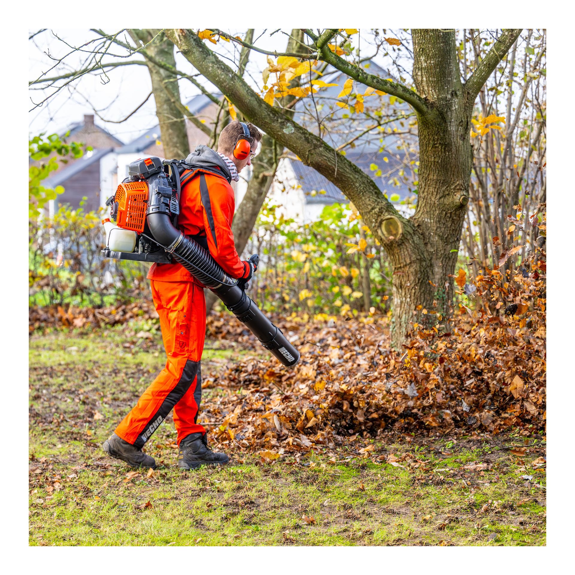 Echo Benzin-Laubbläser PB-9010T Rückentragbares Blasgerät