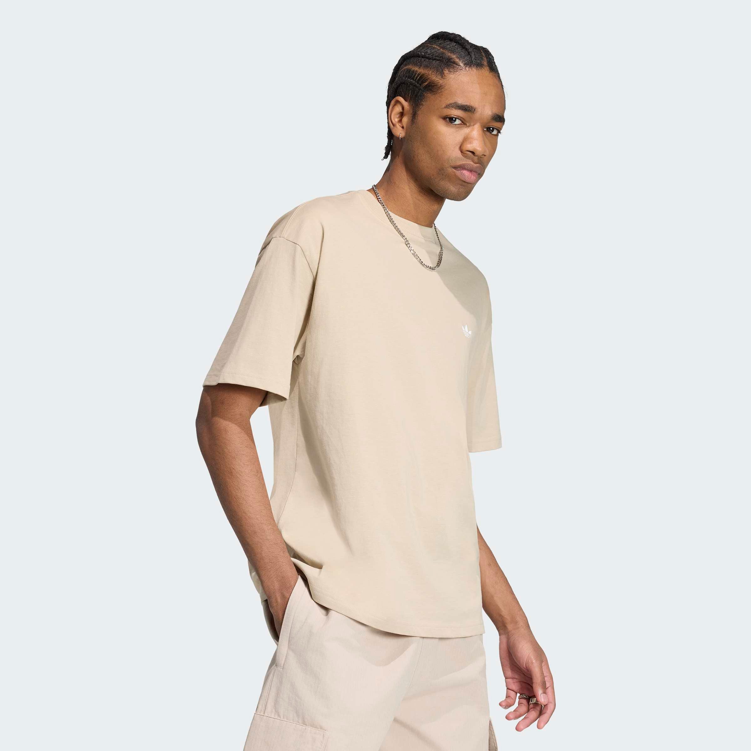 adidas Originals T-Shirt TREFOIL ESSENTIALS, LOCKER GESCHNITTEN für Erwachsene, mit Rundhalsausschnitt, ohne Verschluss, aus Baumwolle