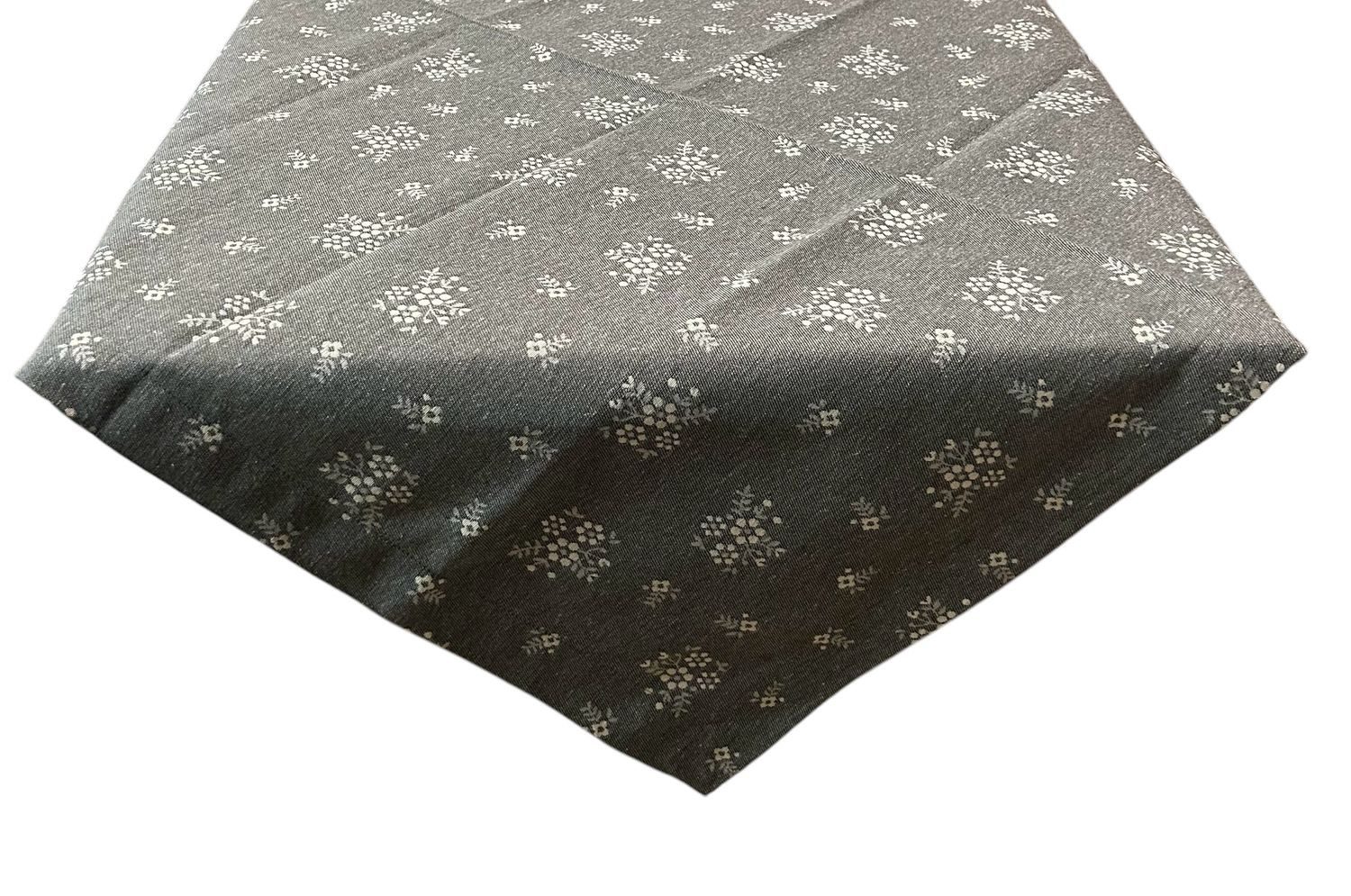 HOSSNER - HOMECOLLECTION Mitteldecke Kufstein grau (1-tlg), Tischdecke, bed günstig online kaufen