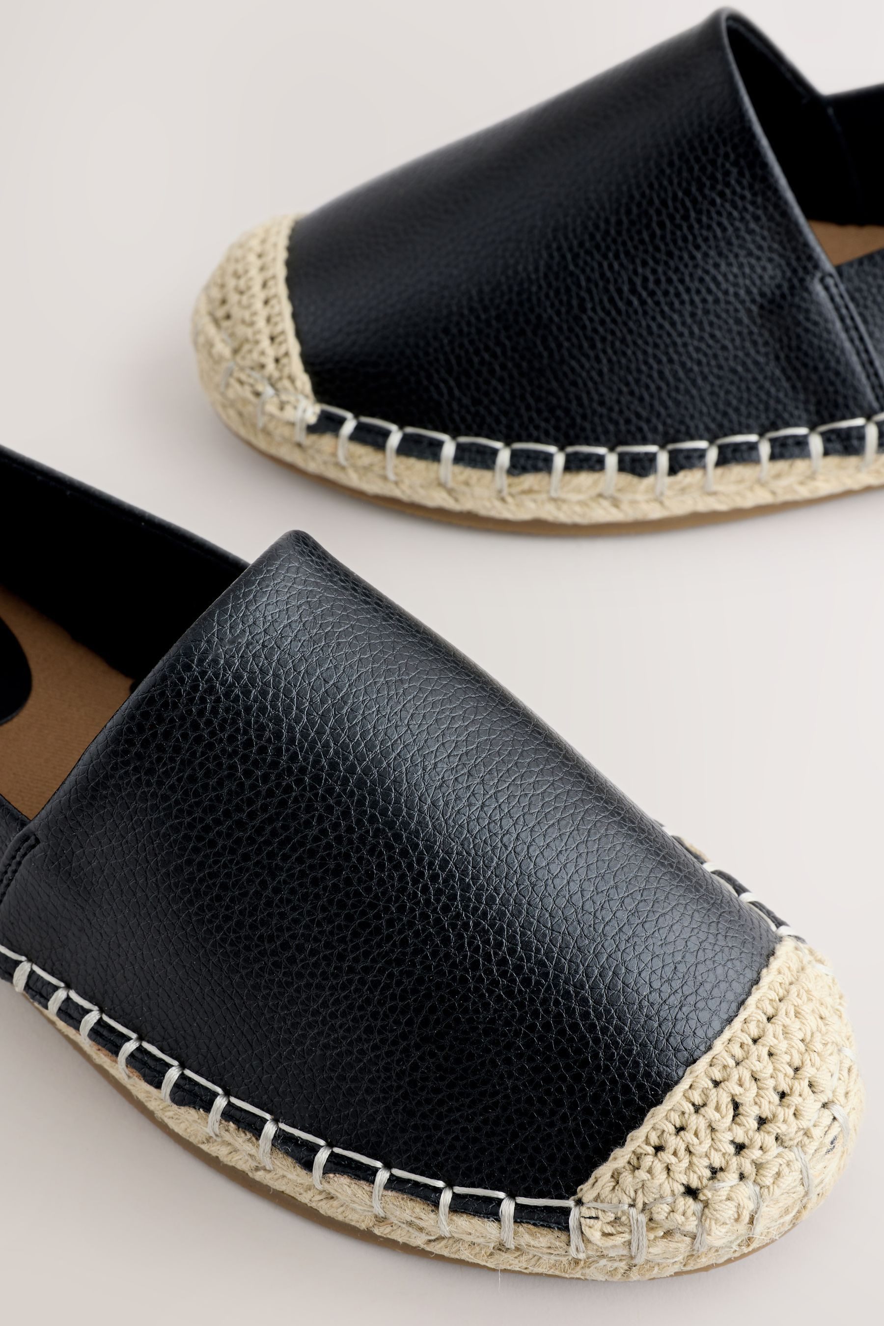 Next Forever Comfort® Hochgezogene, flache Espadrilles Espadrille (1-tlg)