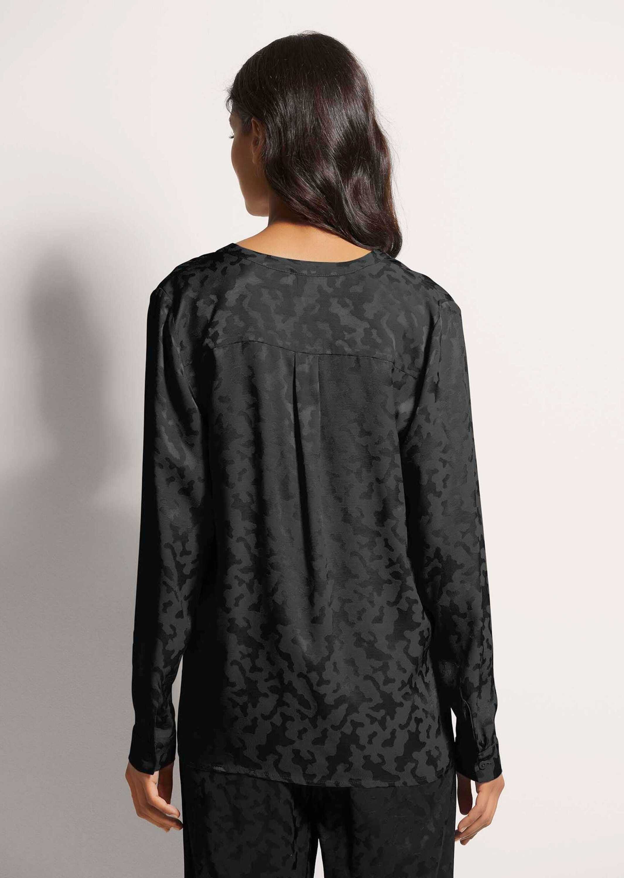 MADELEINE Langarmbluse Modische Longbluse mit V-Ausschnitt Camouflage-Dessin und verdeckte Knopfleiste als Eyecatcher