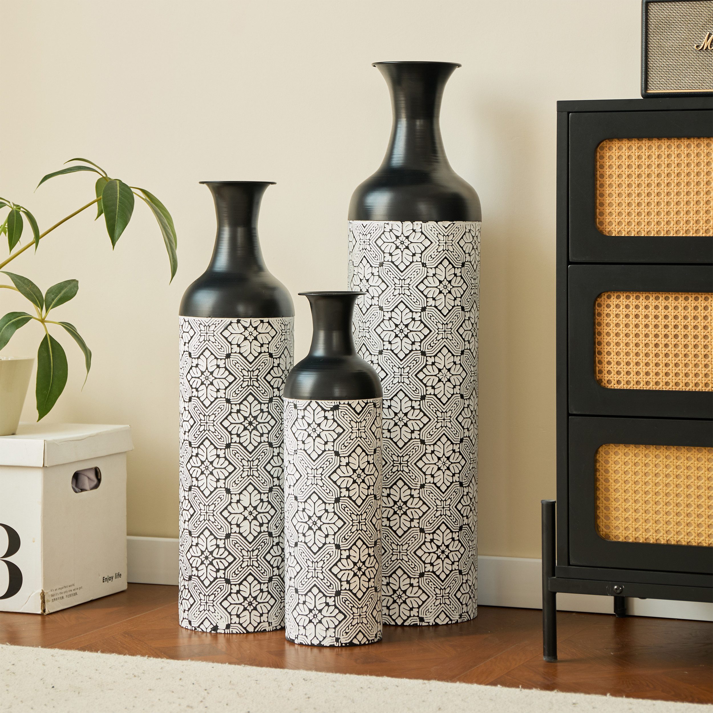 KLAM HOME Bodenvase Große Bodenvase 3er Set aus Metall, Schwarz-Weiß-1