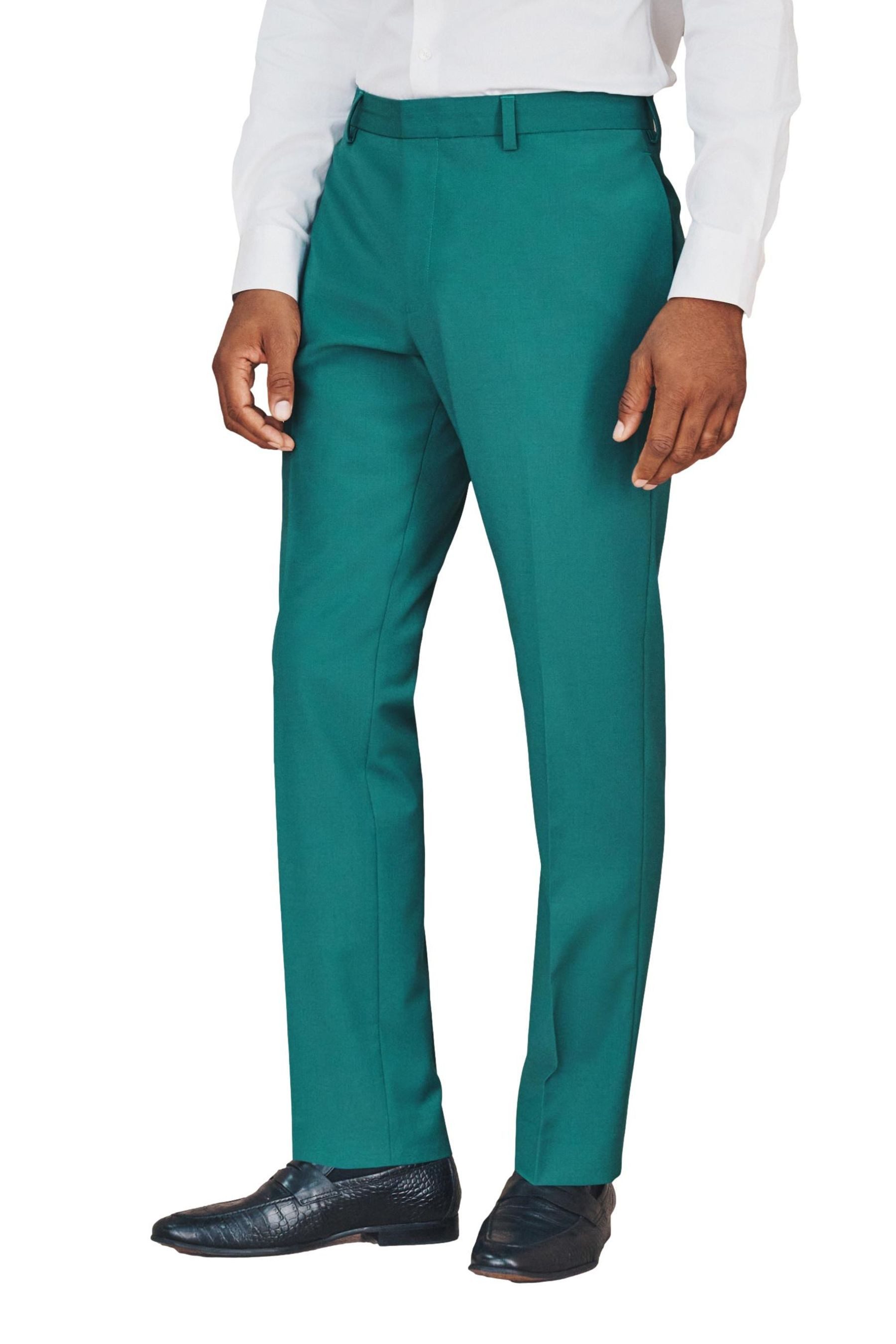 Next Anzughose Körpernahe Slim Fit Motionflex Anzughose (1-tlg)