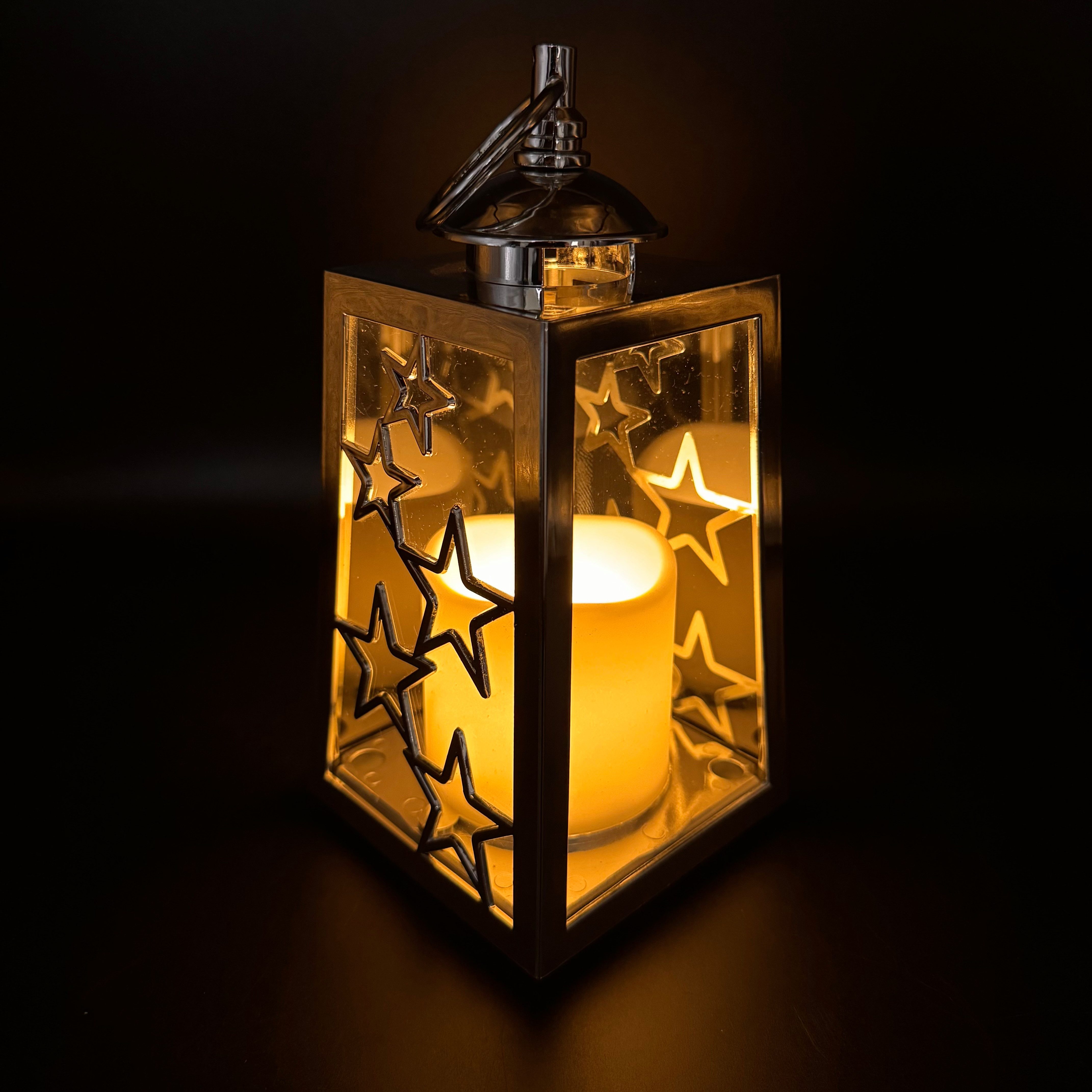 Online-Fuchs LED Laterne im 3er Set mit LED-Kerzen, Timer und Sternen verziert - Outdoor, Dauerleuchten oder Flackereffekt wählbar, warmweiße LED-Flamme, Dekoration für Herbst, Winter und Weihnachten