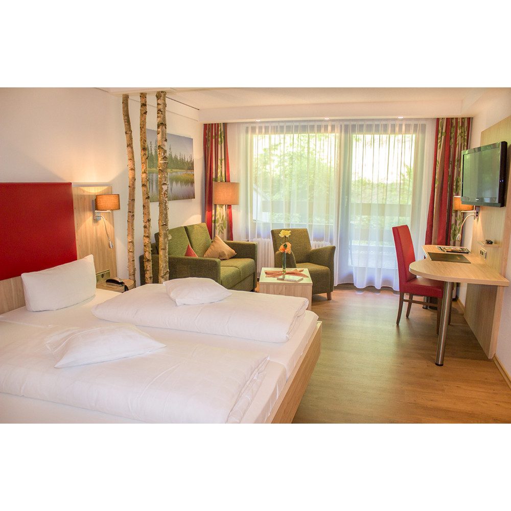 mydays Erlebnisgutschein Aktivurlaub im Schwarzwald für 2 (2 Nächte), Schwarzwald-Romantik: Genuss, Natur & Erholung pur