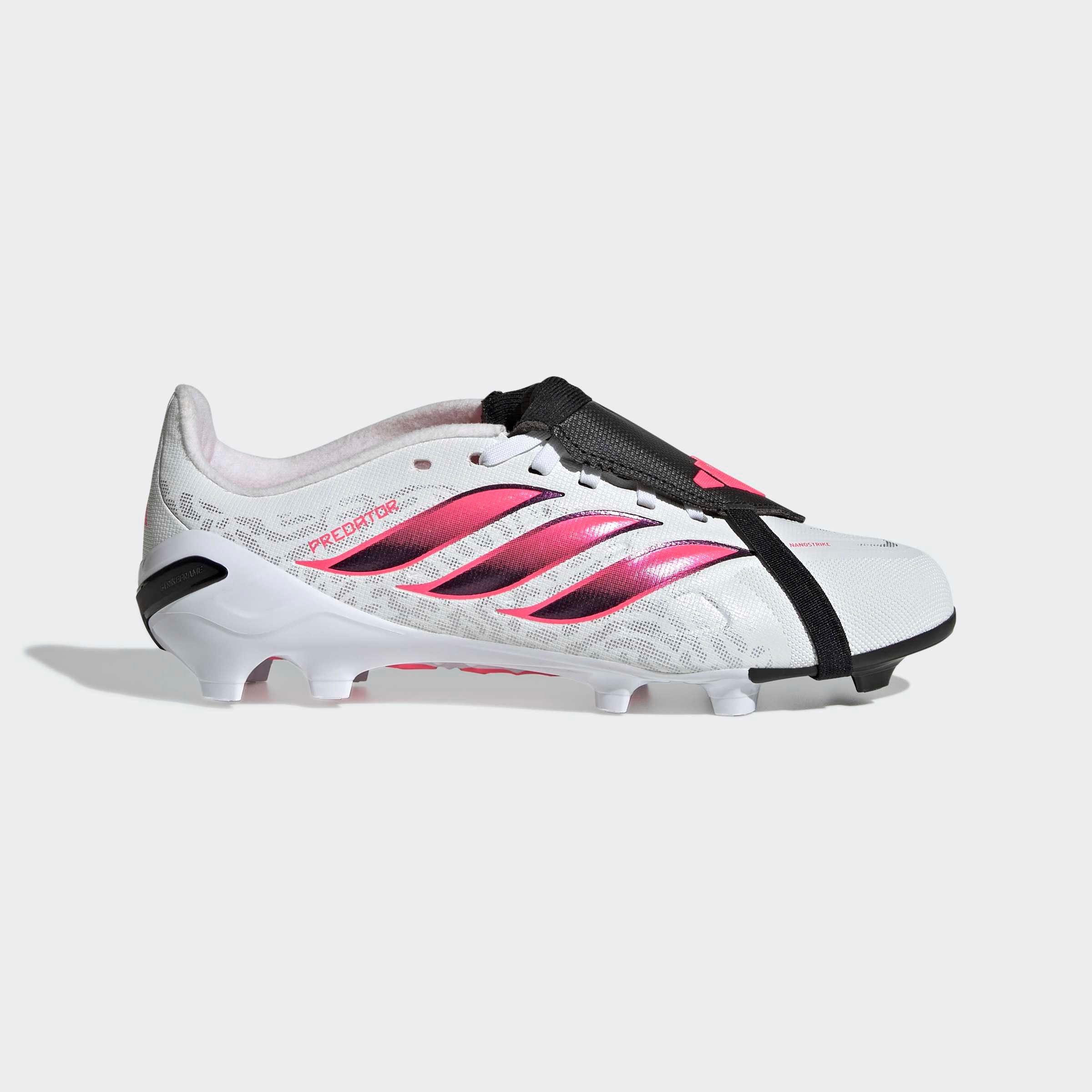 adidas Performance PREDATOR LEAGUE KIDS, FESTE BÖDEN, UMSCHLAGBARE ZUNGE Fußballschuh für Rasen und feste Böden, Jugendliche & Kinder, gespielt bei der WM