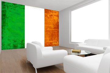 WandbilderXXL Fototapete Irland, glatt, Länderflaggen, Vliestapete, hochwertiger Digitaldruck, in verschiedenen Größen