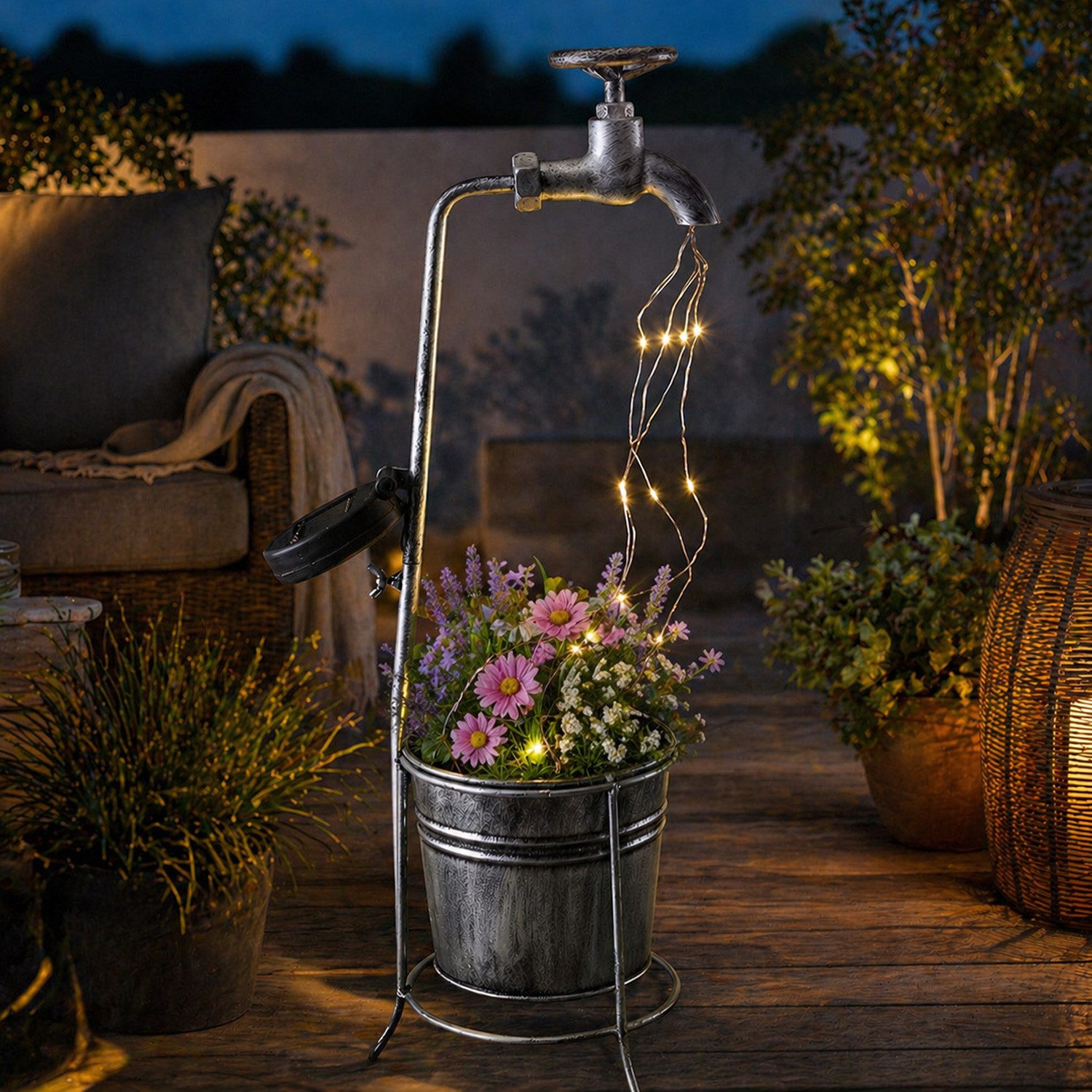 MARELIDA LED Solarleuchte LED Solar Wasserhahn mit Blumentopf Deko Balkon Gartenbeleuchtung 60cm, LED Classic, warmweiß (2100K bis 3000K)